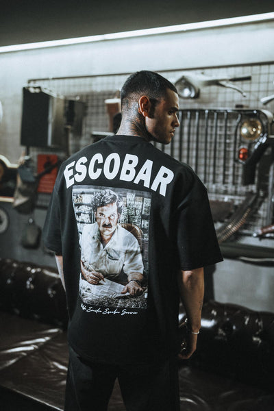 Escobar Patch Baskılı Oversize Siyah T-Shirt