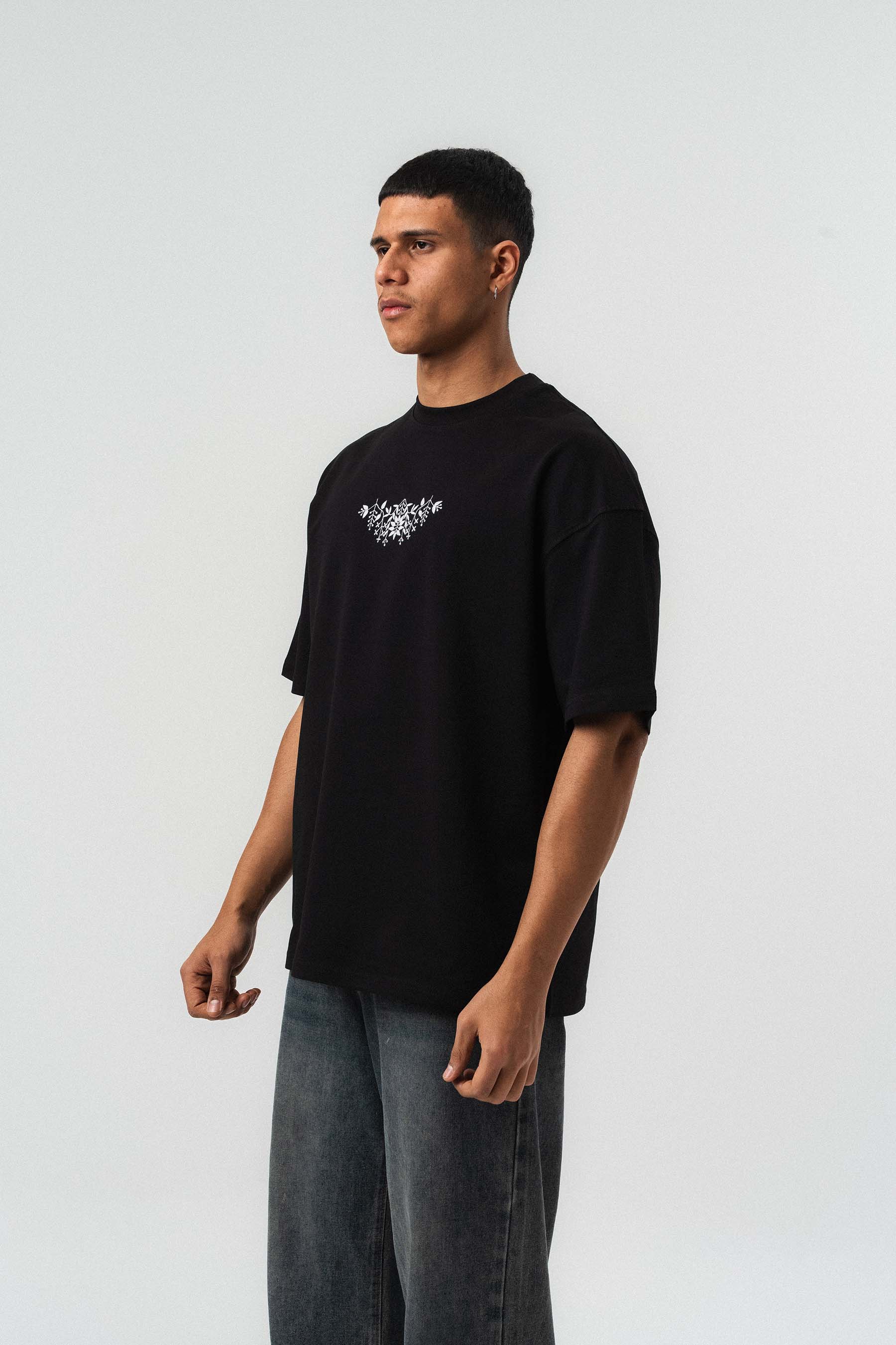Handmade Sprit Etnik Desenli Nakış Detaylı Siyah Oversize Baskılı T-Shirt