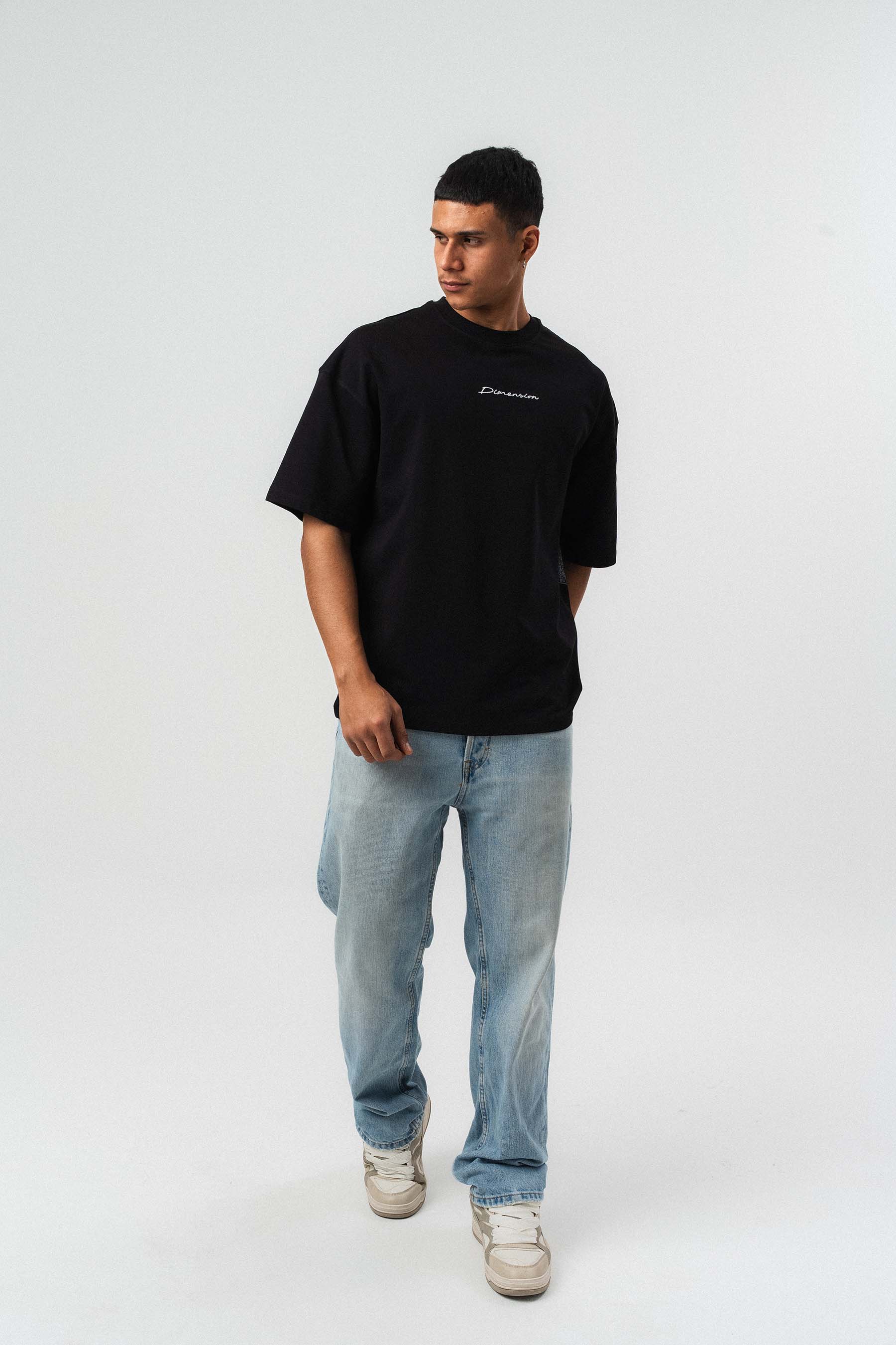 Etnik Desen Nakış Detaylı Siyah Oversize Baskılı T-Shirt