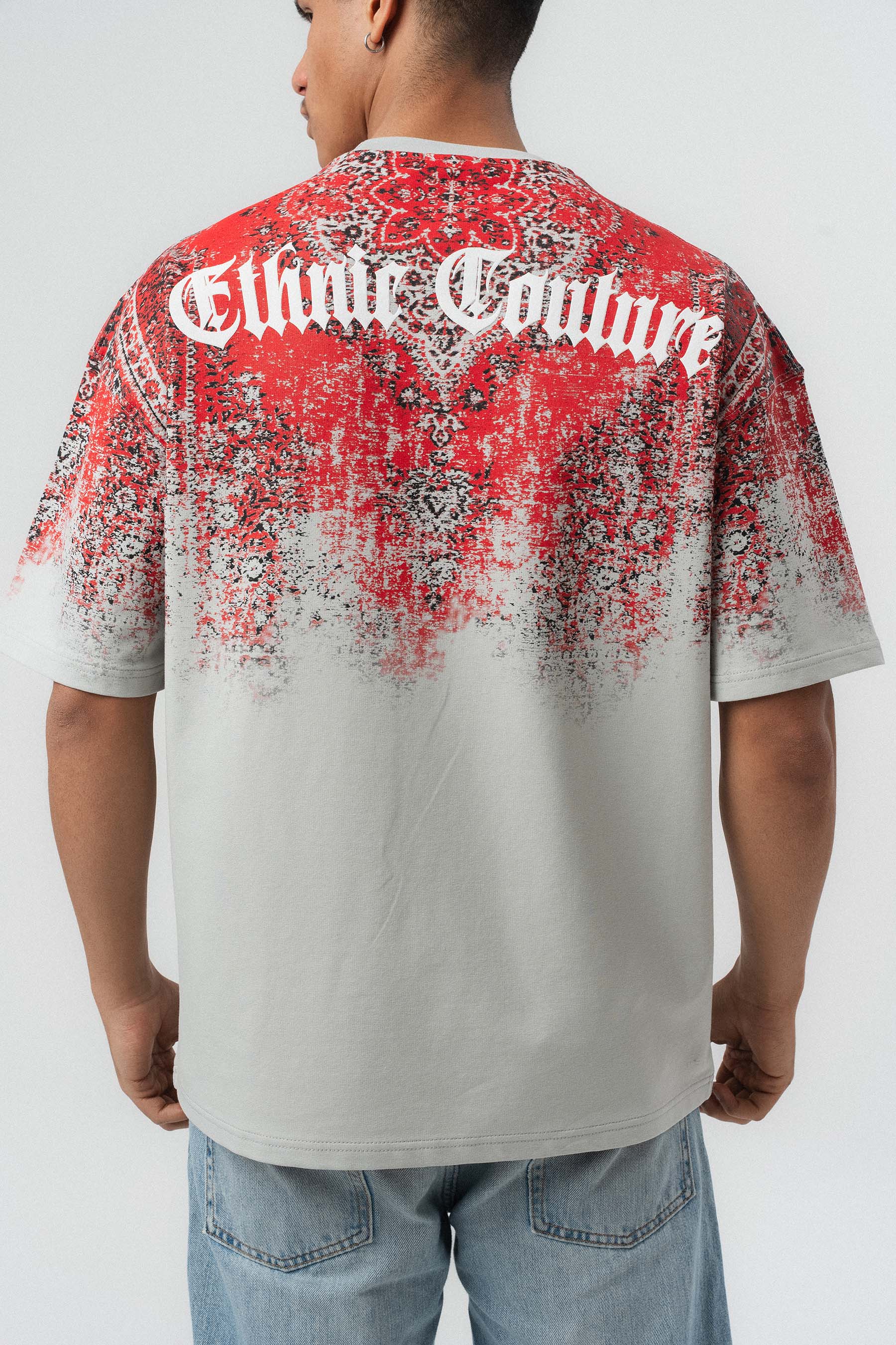 Etnik Desen Nakış Detaylı Kabartmalı Gri Oversize Baskılı T-Shirt