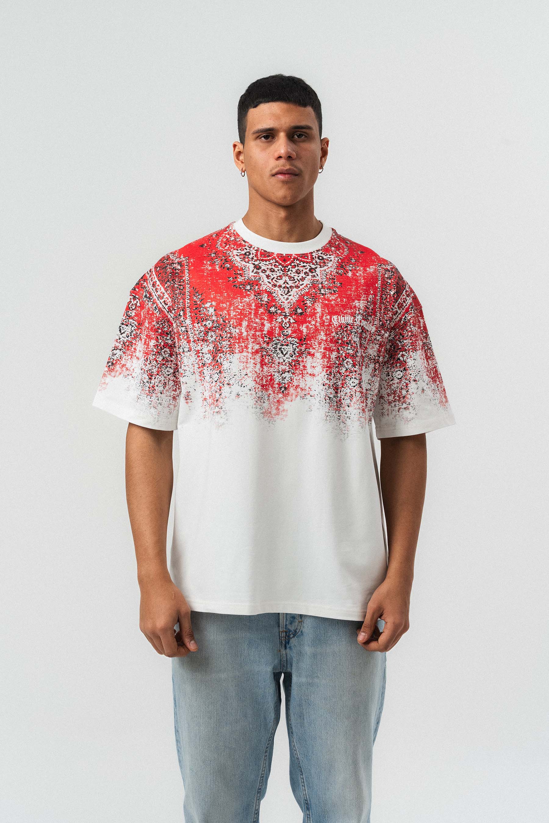 Etnik Desen Nakış Detaylı Kabartmalı Beyaz Oversize Baskılı T-Shirt