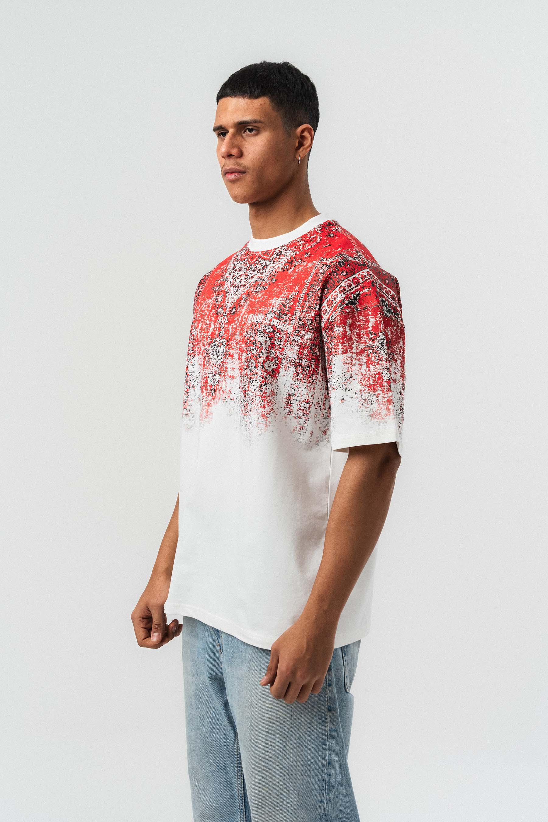 Etnik Desen Nakış Detaylı Kabartmalı Beyaz Oversize Baskılı T-Shirt