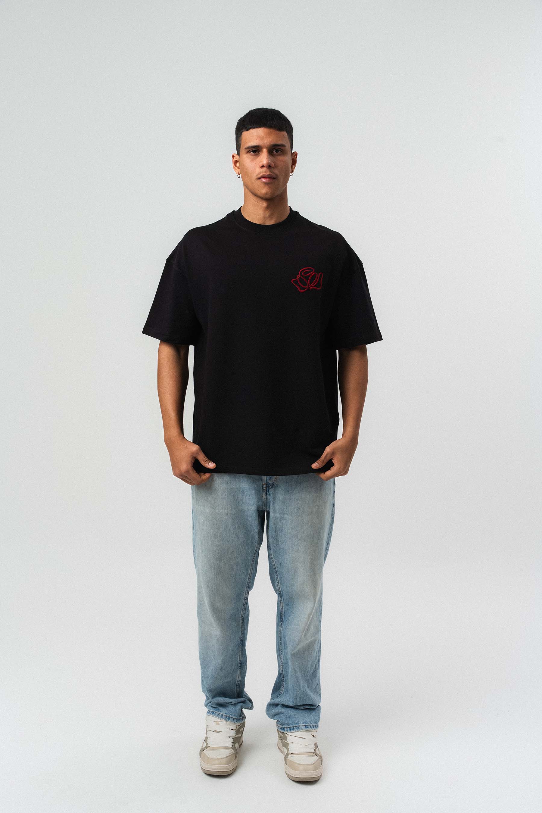Etnik Desen Nakış Detaylı Siyah Oversize Baskılı T-Shirt