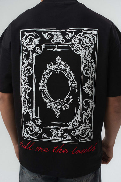 Tell me The Truth Nakış Detaylı Siyah Oversize Baskılı T-Shirt