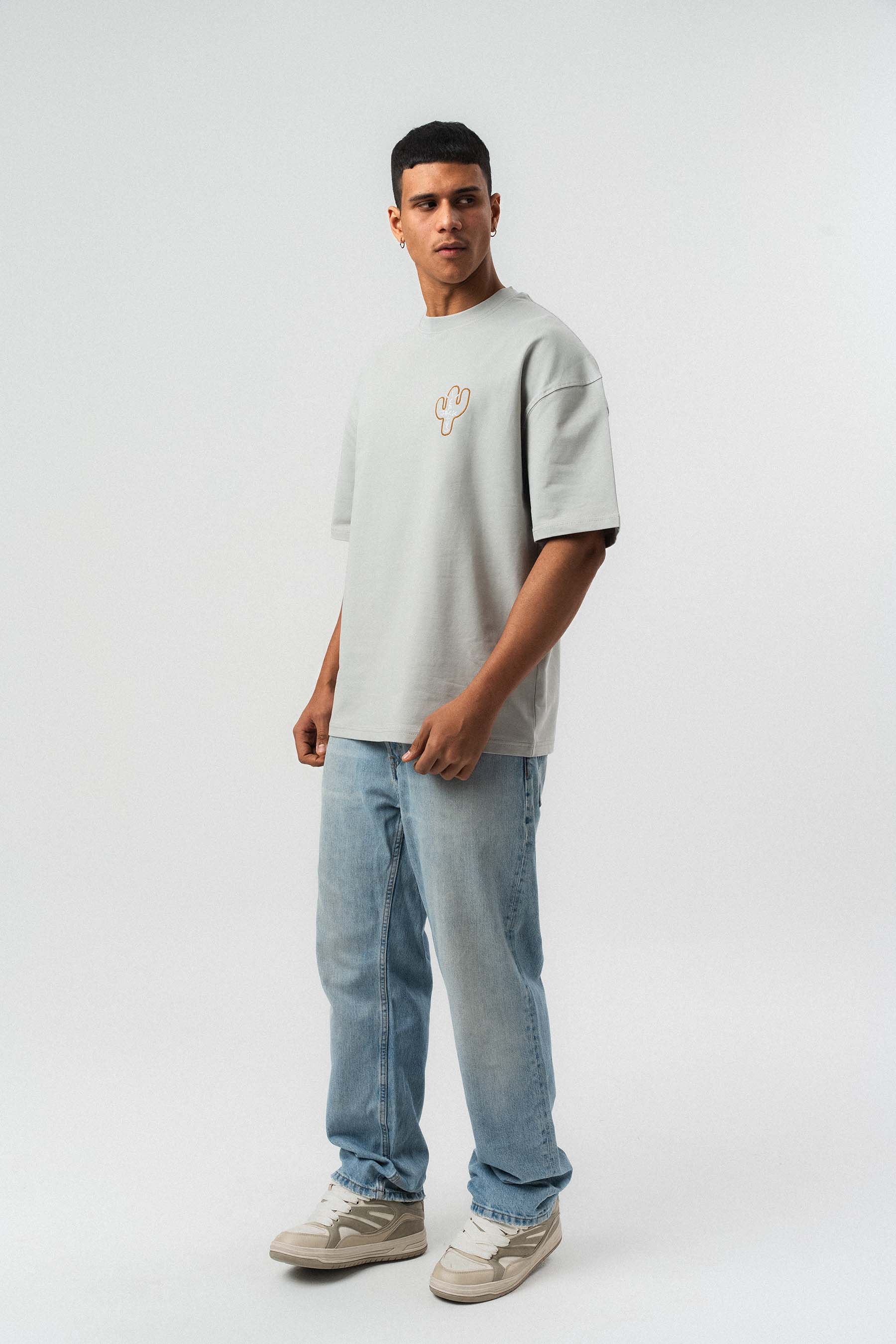 Jack Cactus Nakış Detaylı Gri Oversize Baskılı T-Shirt