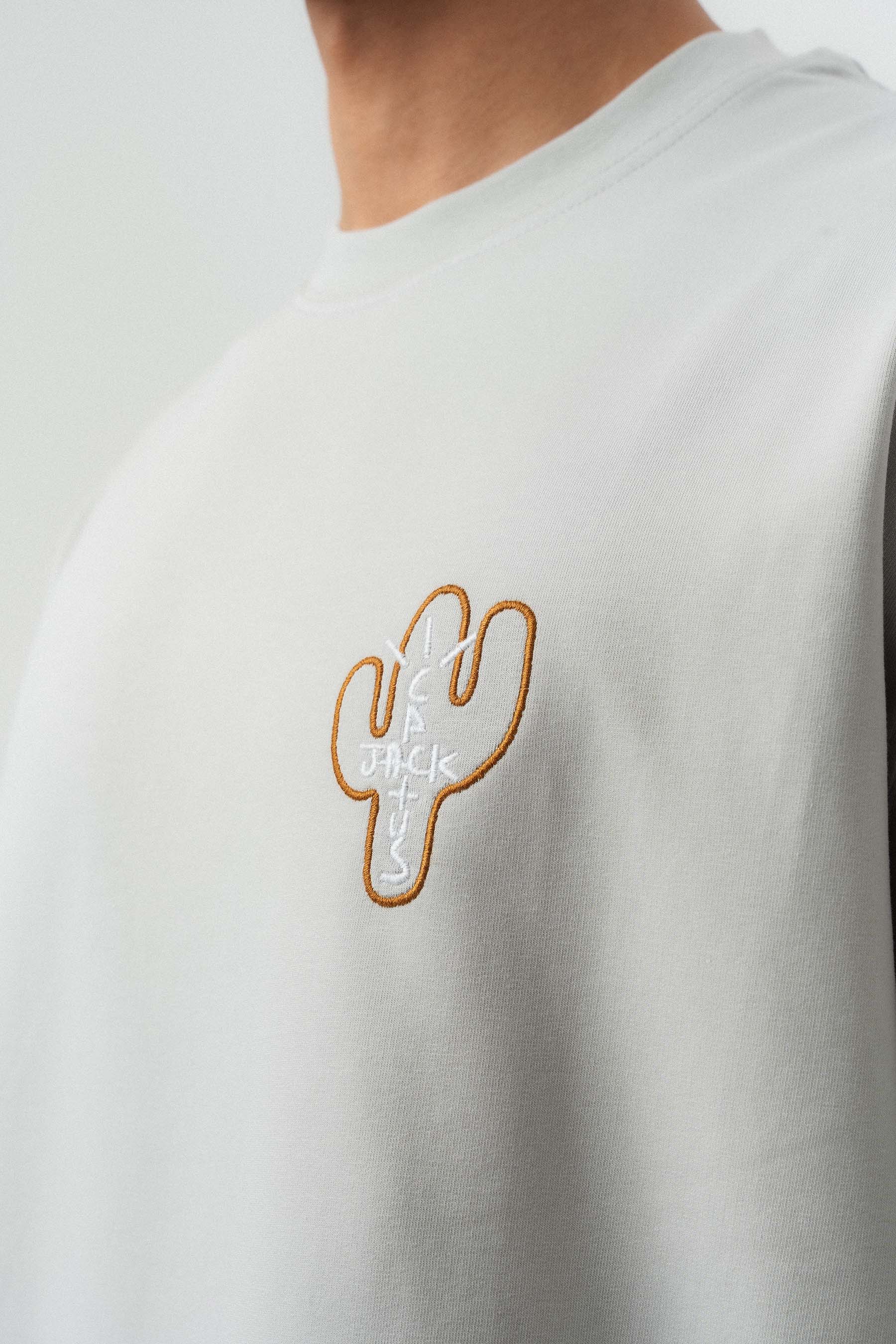 Jack Cactus Nakış Detaylı Gri Oversize Baskılı T-Shirt