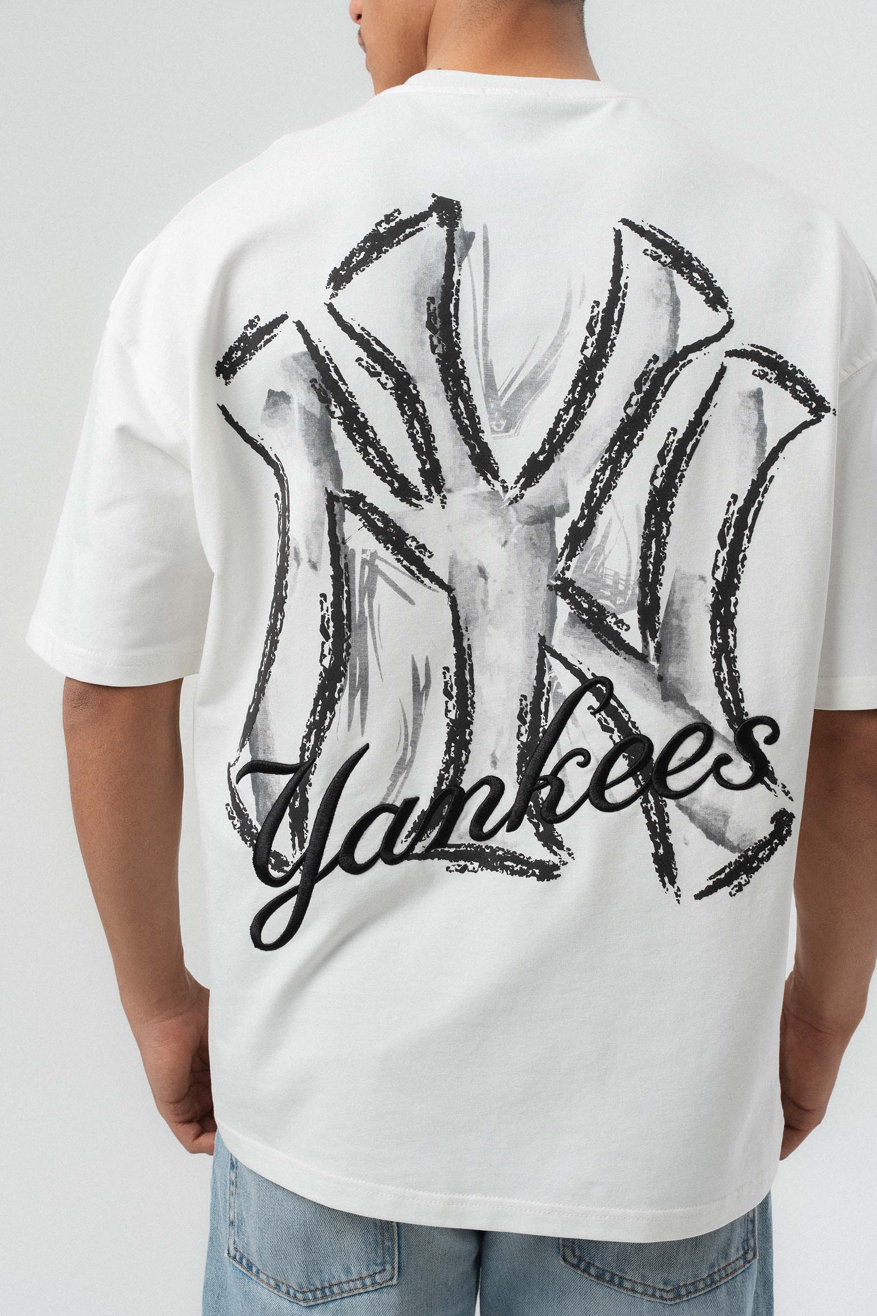 Yankees Kabartmalı Oversize Baskılı T-Shirt Beyaz