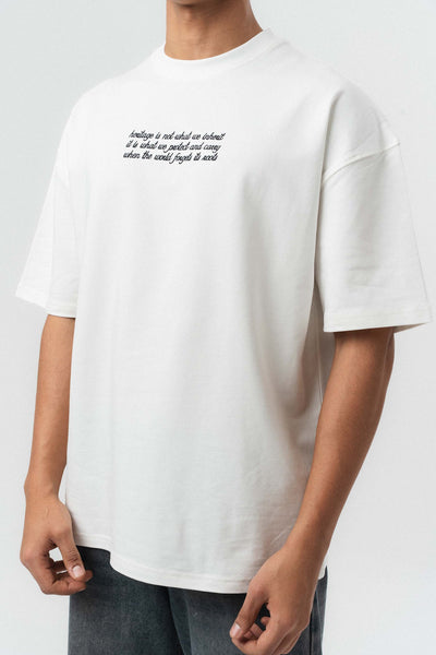 Metin Detaylı Etnik Desen Beyaz Oversize Baskılı T-Shirt