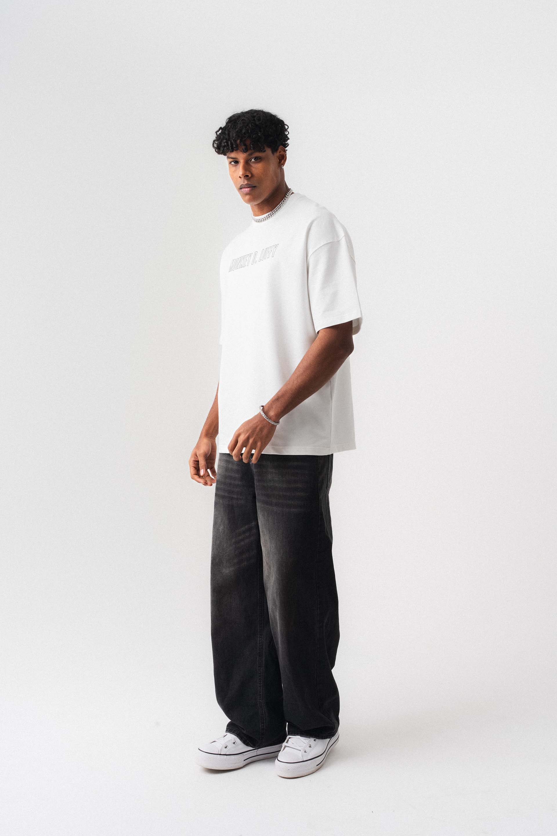 Monkey D-Luffy Baskılı Beyaz Oversize Baskılı T-Shirt