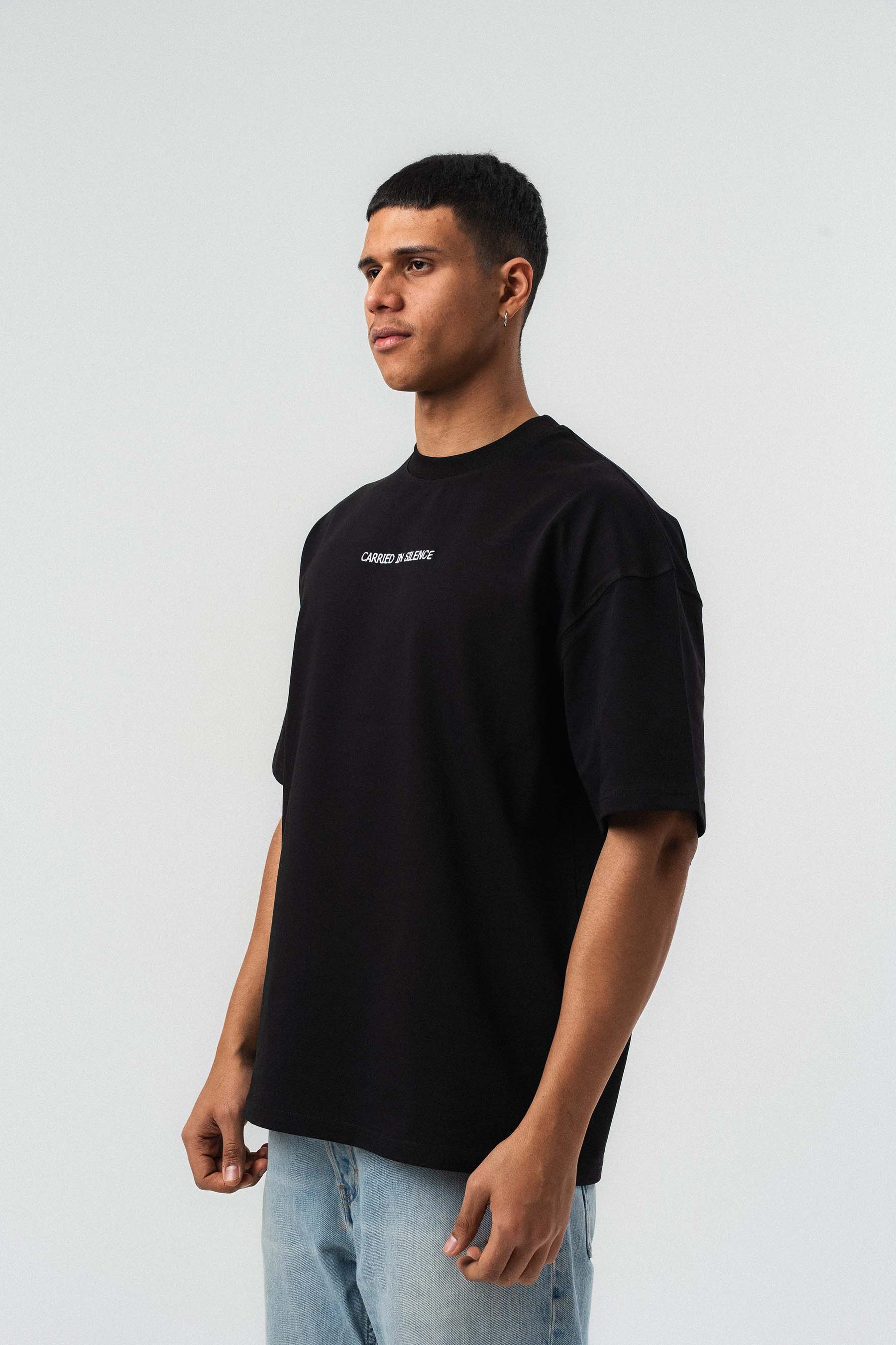 Motifli Nakış Detaylı Siyah Oversize Baskılı T-Shirt