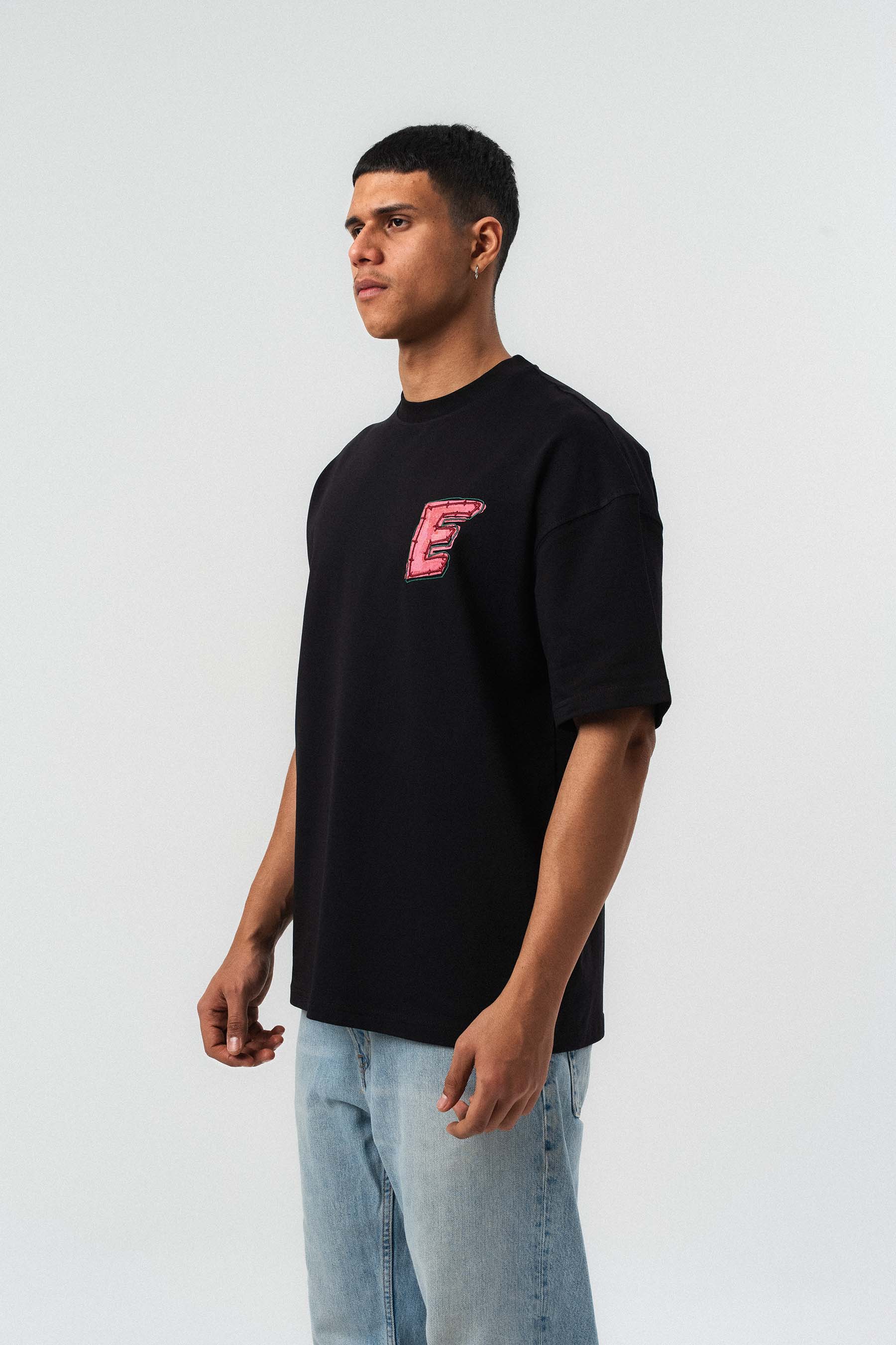 Yes Art ve Nakış Detaylı Siyah Premium Oversize Baskılı T-Shirt