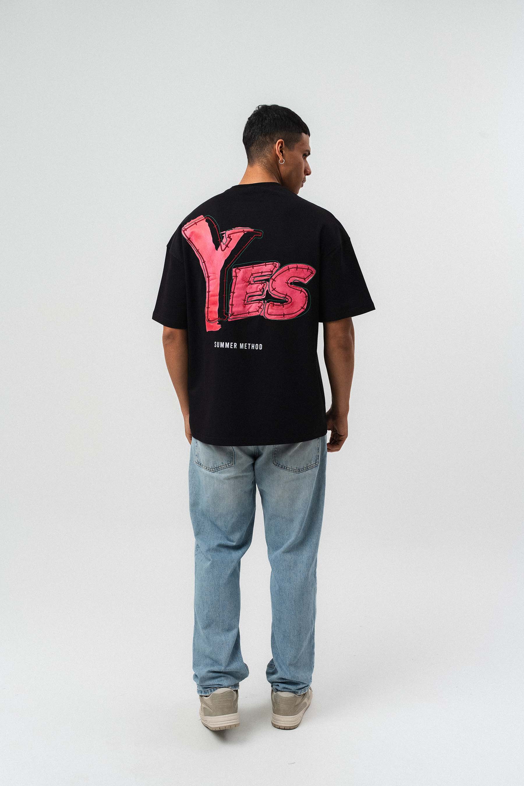 Yes Art ve Nakış Detaylı Siyah Premium Oversize Baskılı T-Shirt