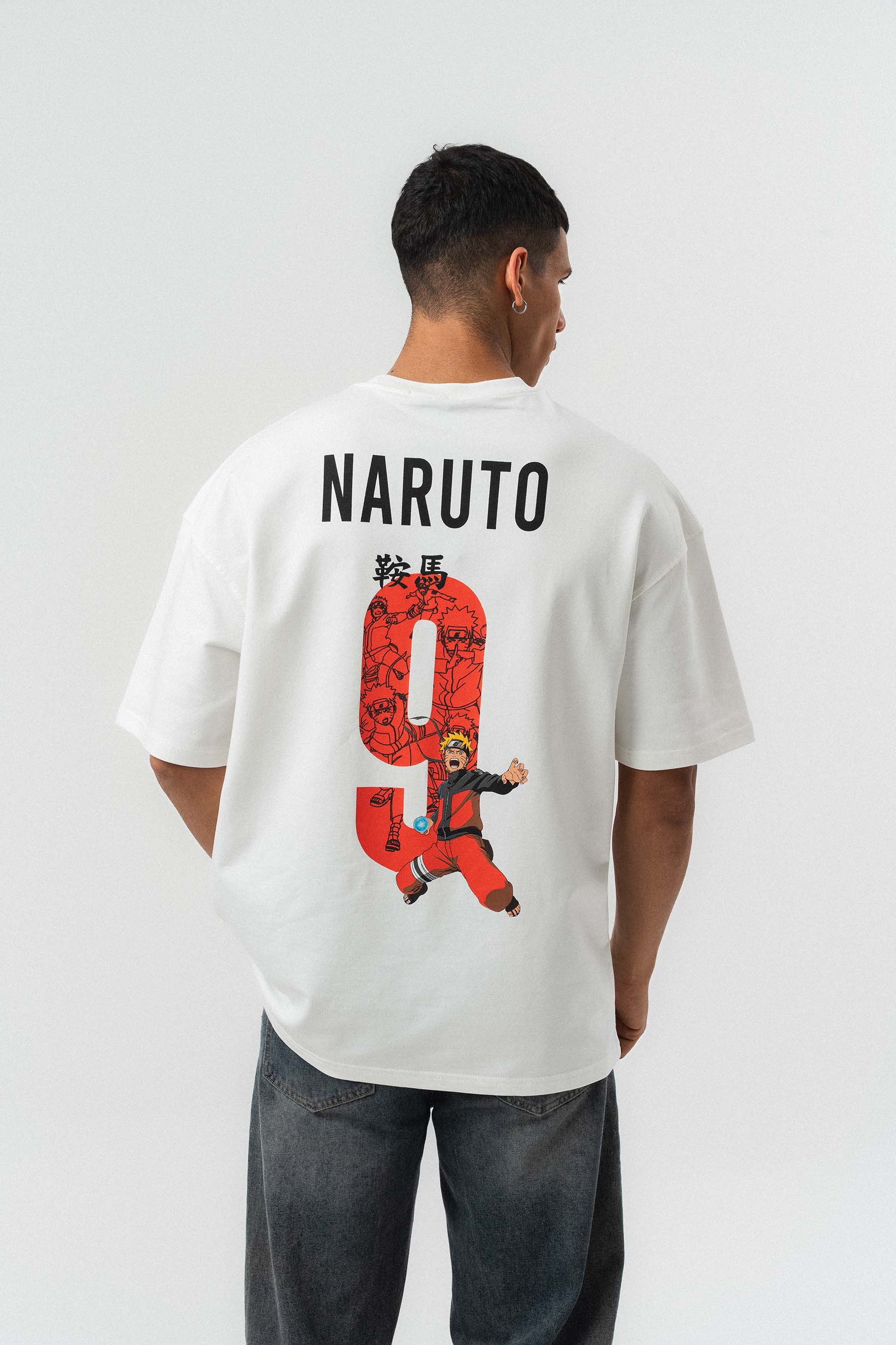 Naruto Baskılı Beyaz Oversize Baskılı T-Shirt