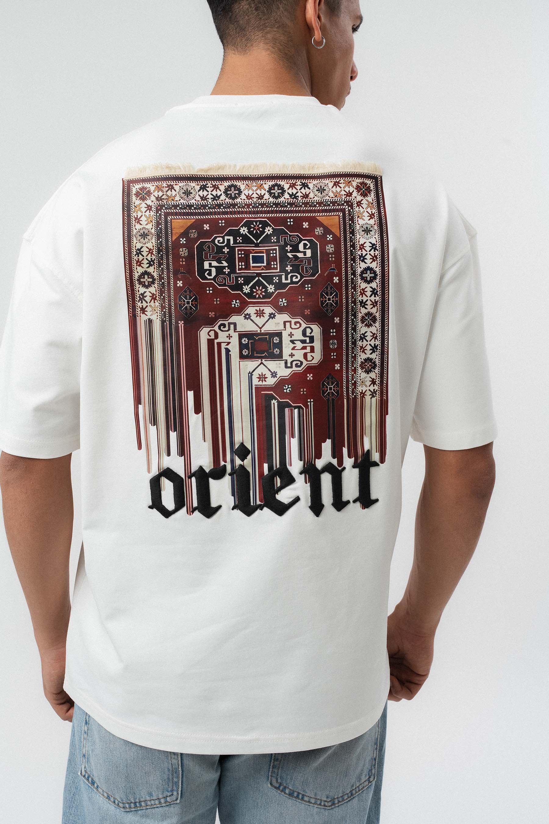 Orient Etnik Desen Nakış Detaylı Gri Oversize Baskılı T-Shirt