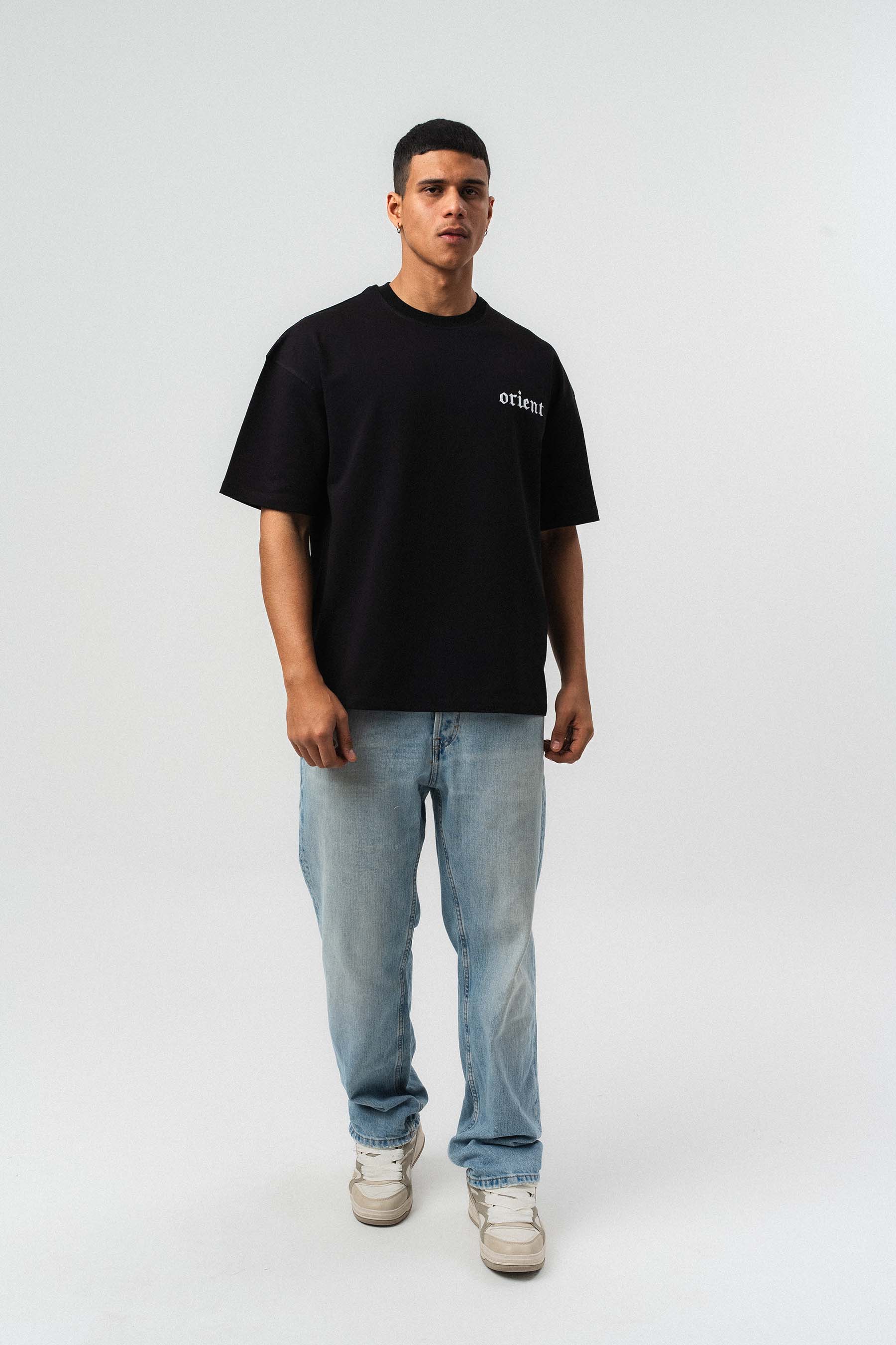 Orient Etnik Desen Nakış Detaylı Siyah Oversize Baskılı T-Shirt