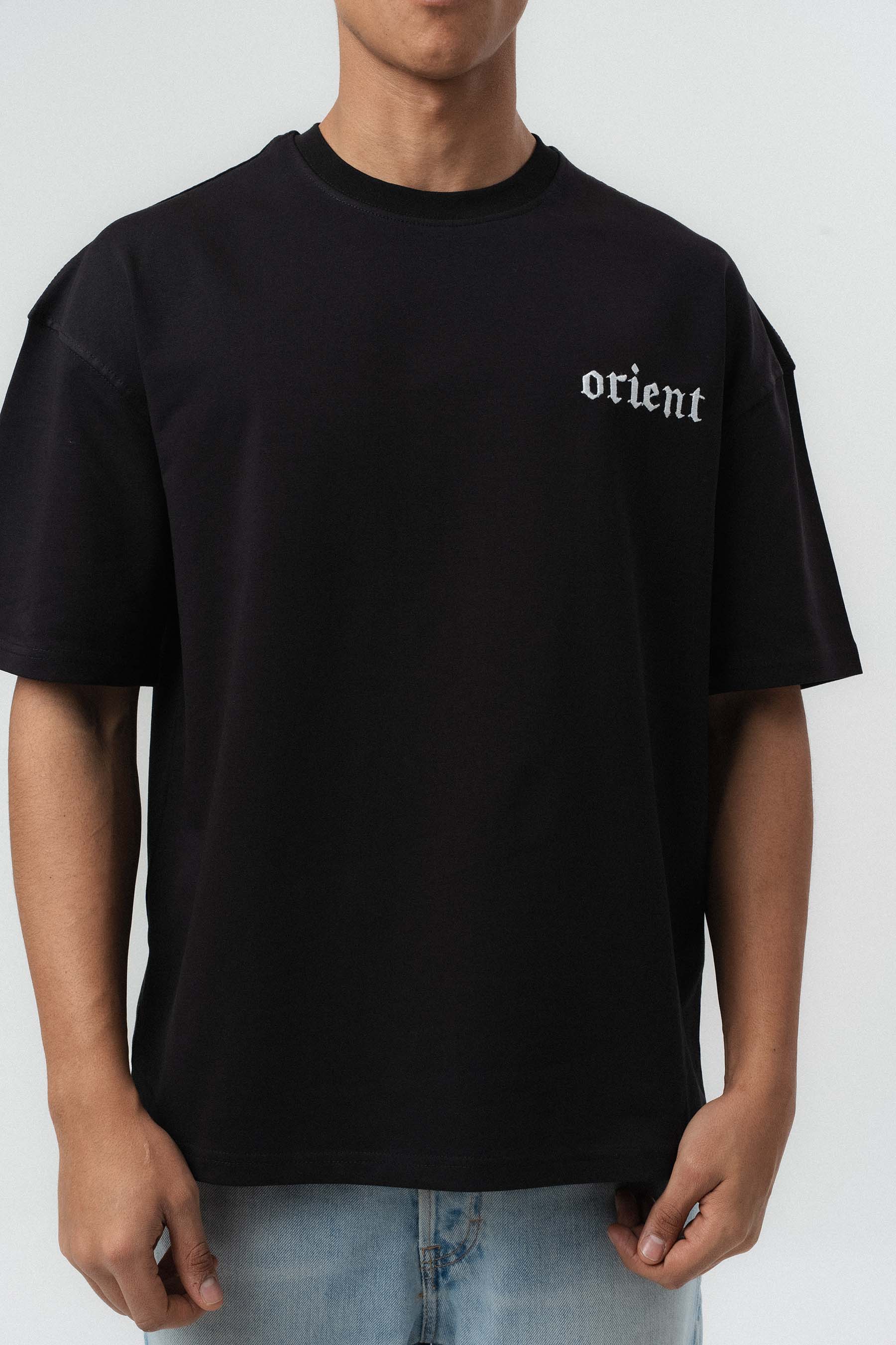 Orient Etnik Desen Nakış Detaylı Siyah Oversize Baskılı T-Shirt
