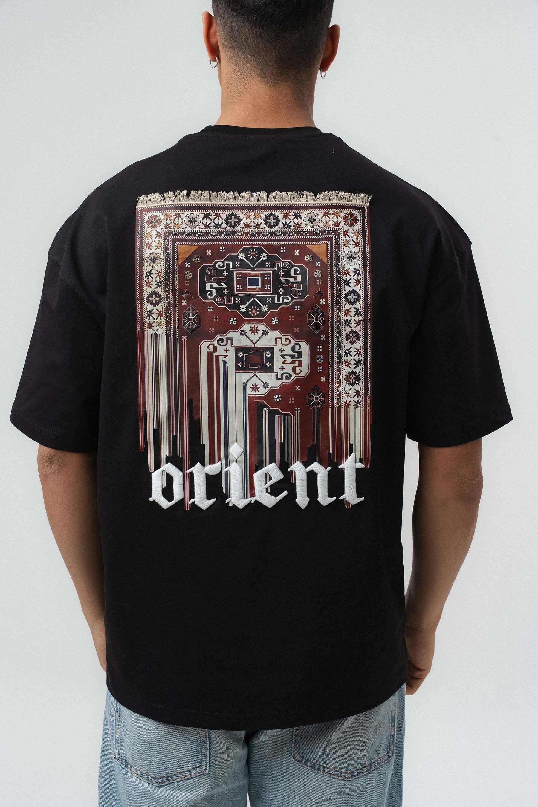 Orient Etnik Desen Nakış Detaylı Siyah Oversize Baskılı T-Shirt