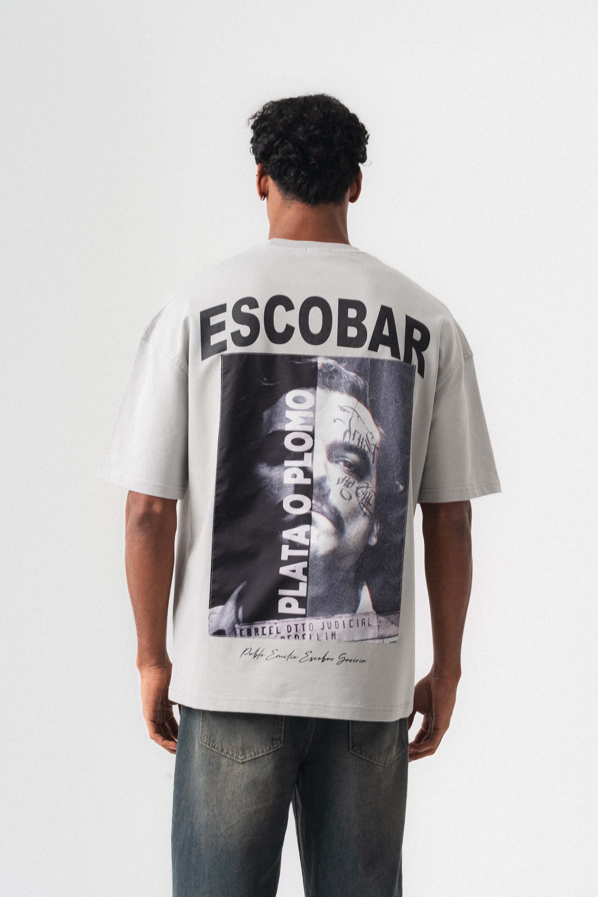 Pablo Emilio Escobar Gri Oversize Baskılı T-Shirt