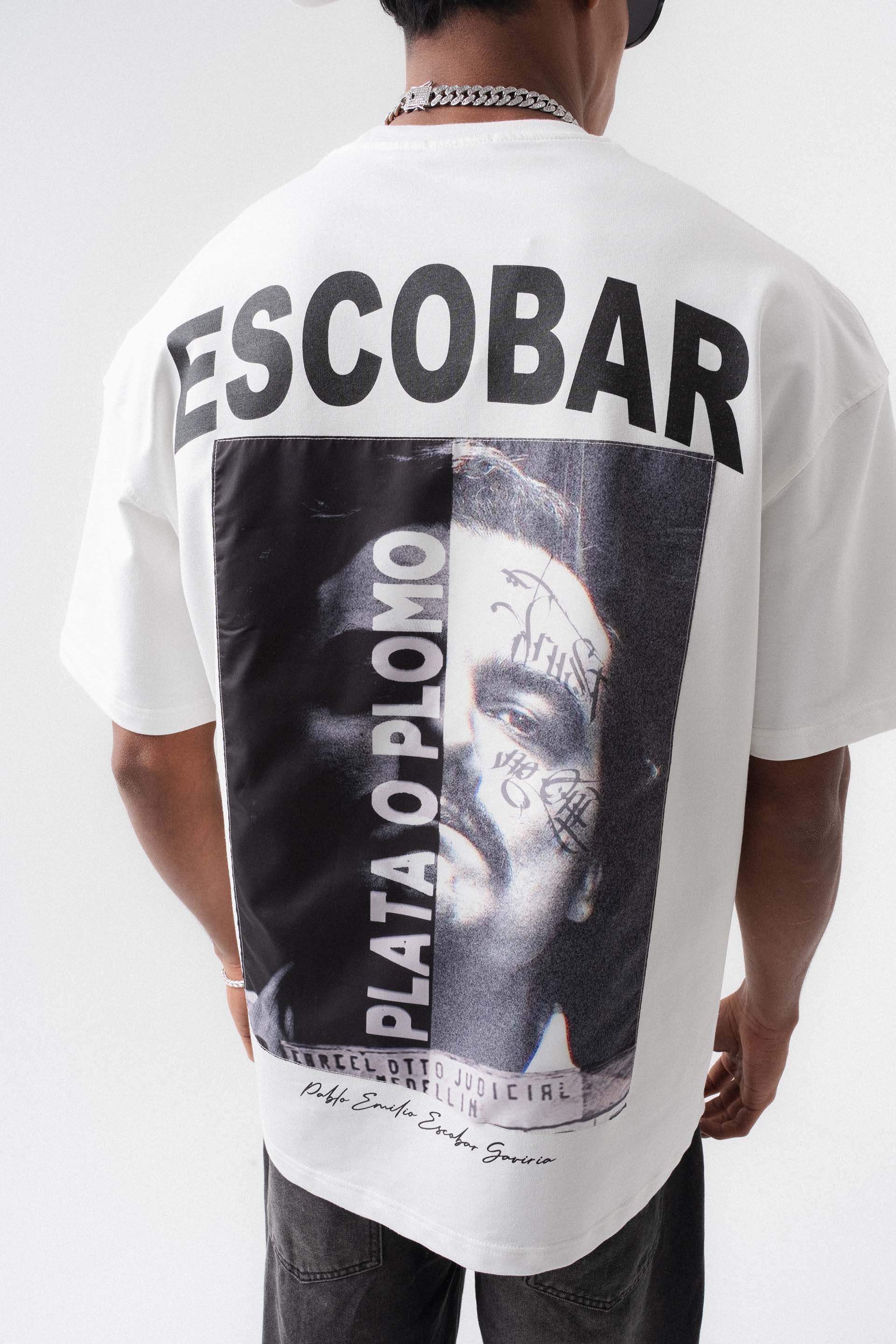Pablo Emilio Escobar Beyaz Oversize Baskılı T-Shirt