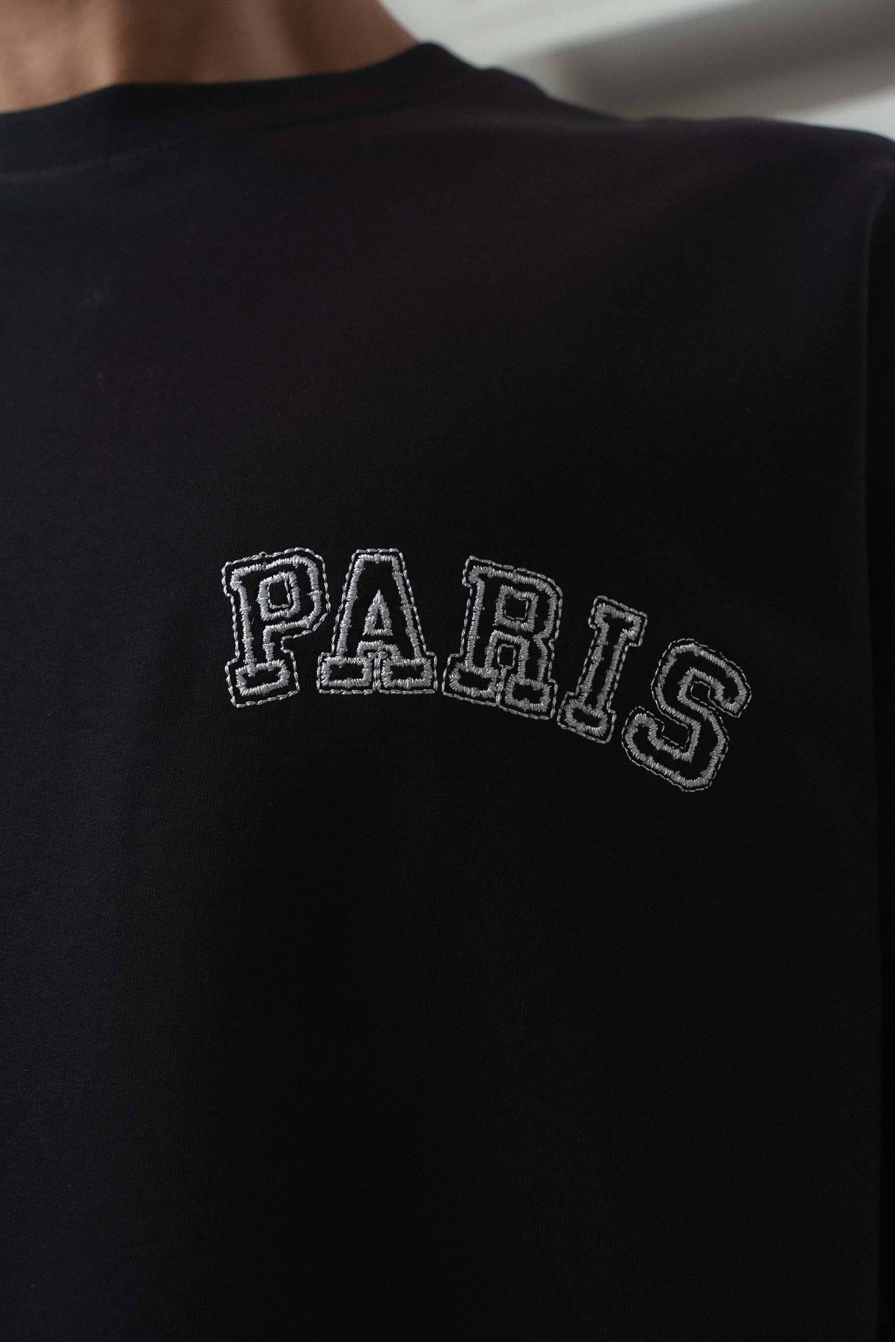 Paris Nakış Detaylı Siyah Oversize Baskılı T-Shirt