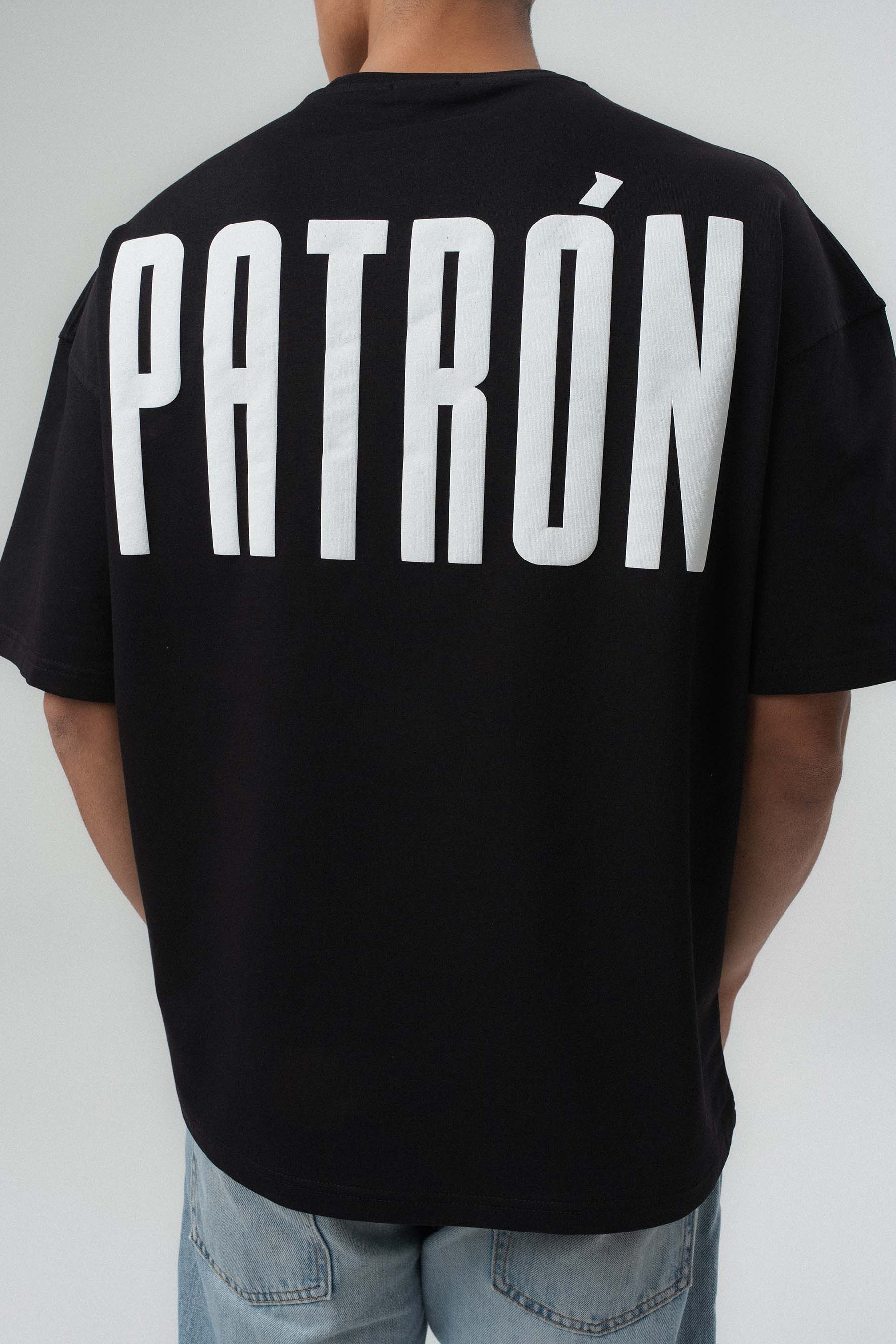 Patron Kabartmalı Siyah Oversize Baskılı T-Shirt