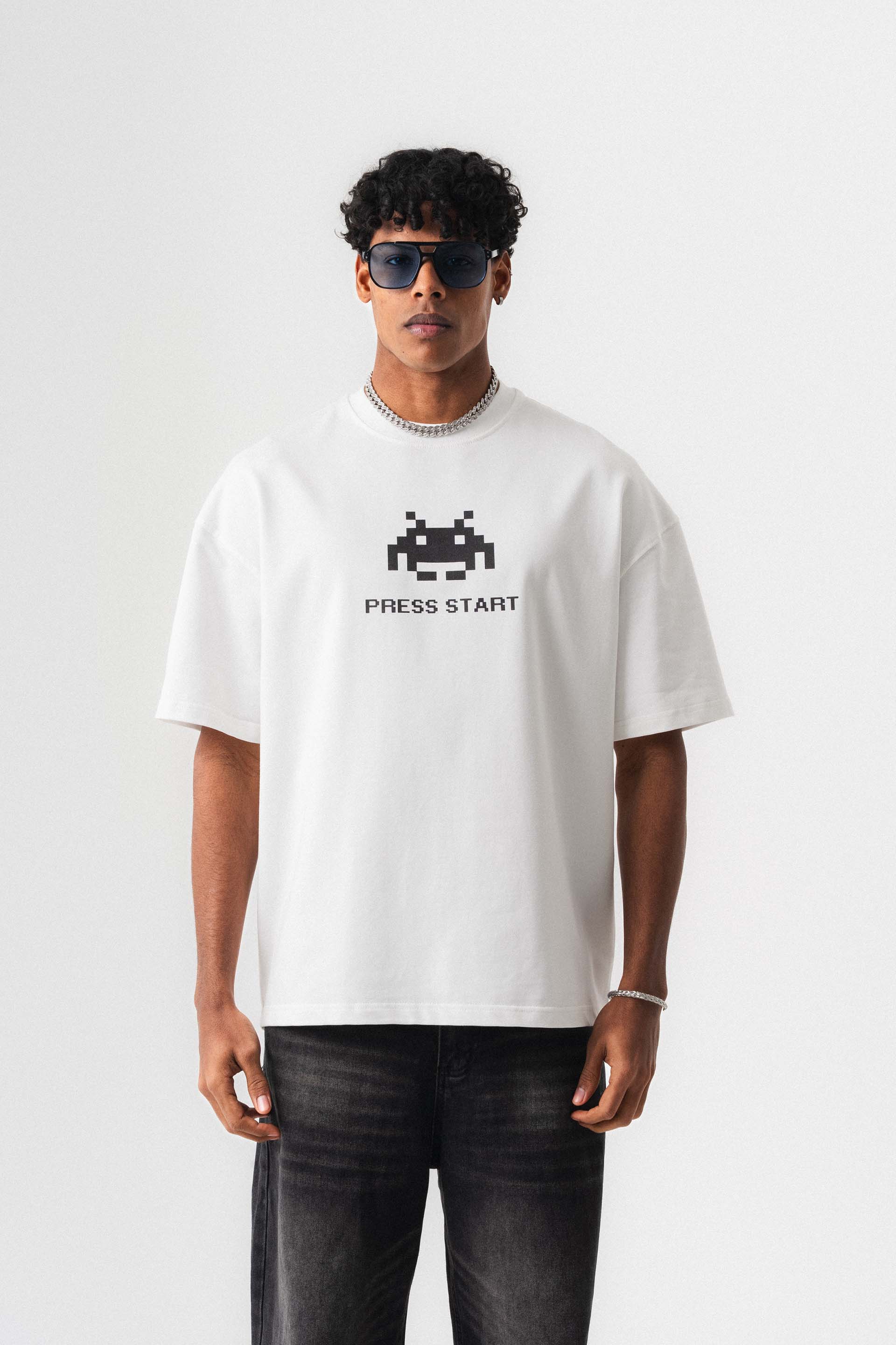 Press Start The Game Baskılı Oversize T-Shirt Beyaz