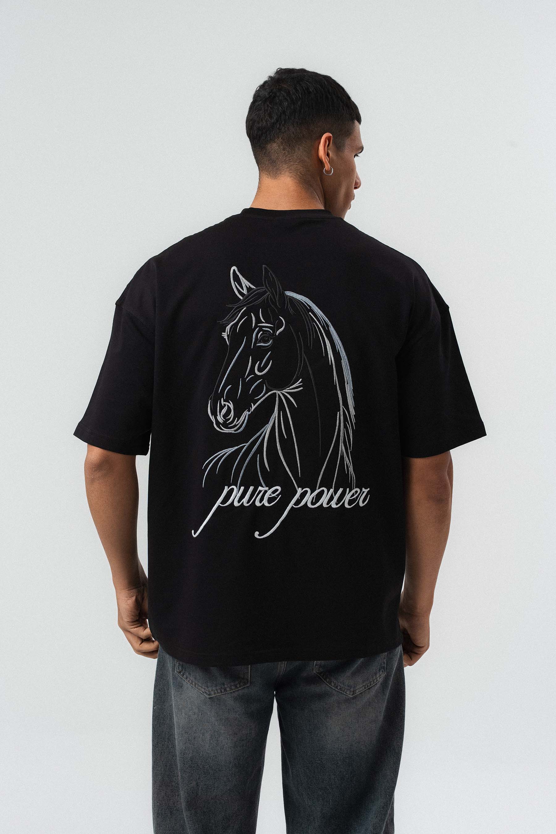 Pure Power At Baskılı Siyah Oversize Baskılı T-Shirt
