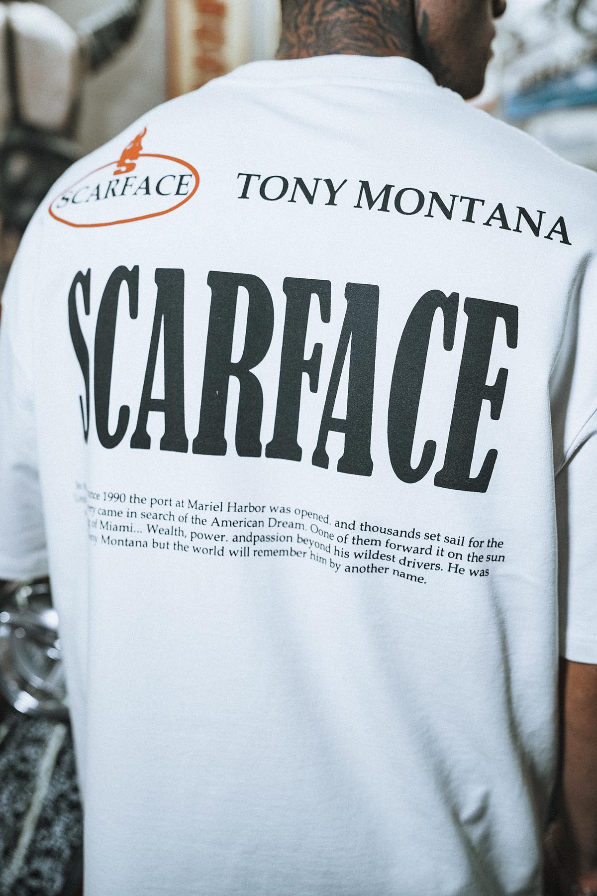 Scarface Ateşli Baskılı Oversize Beyaz T-Shirt