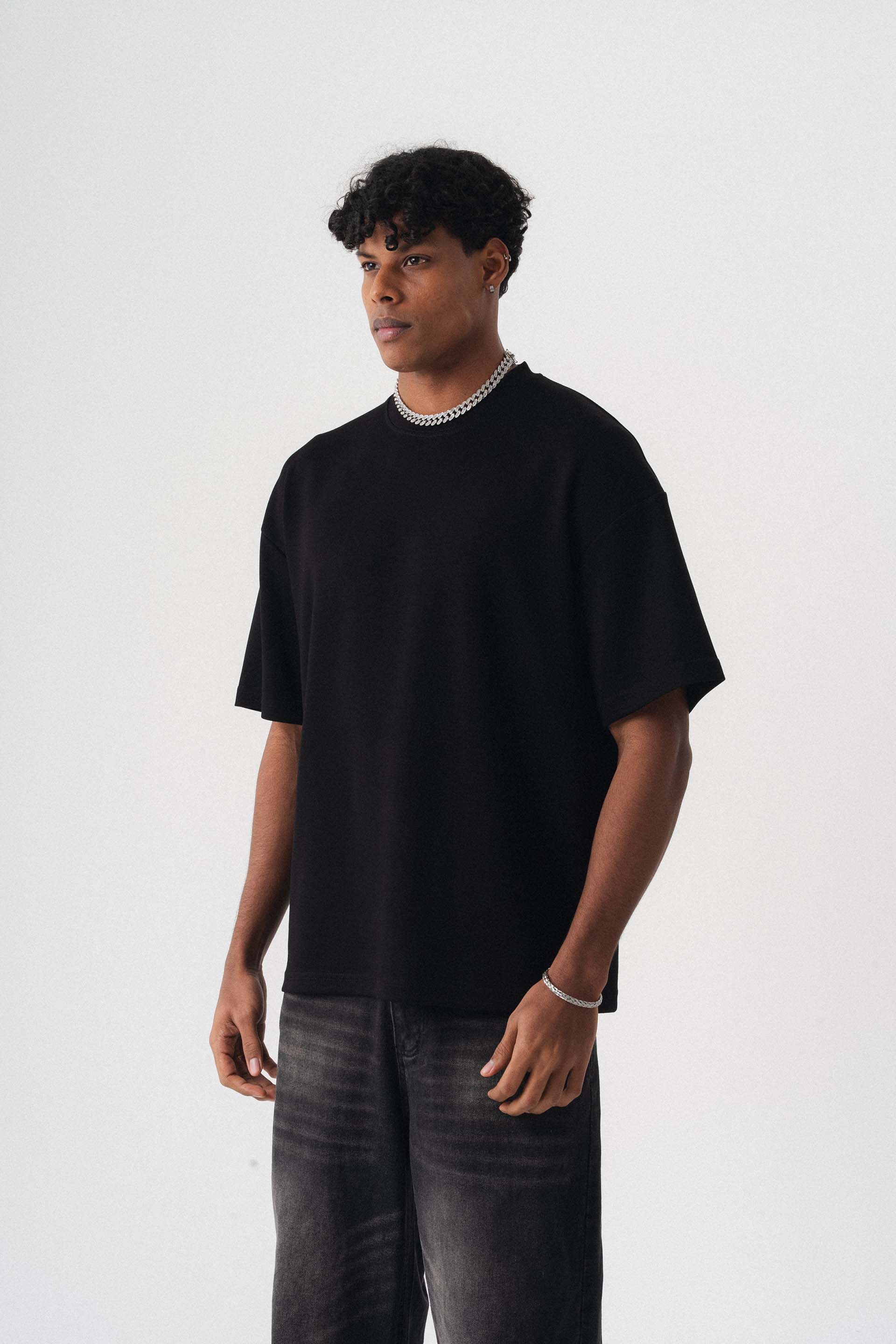 Oversize Basic Siyah T-Shirt