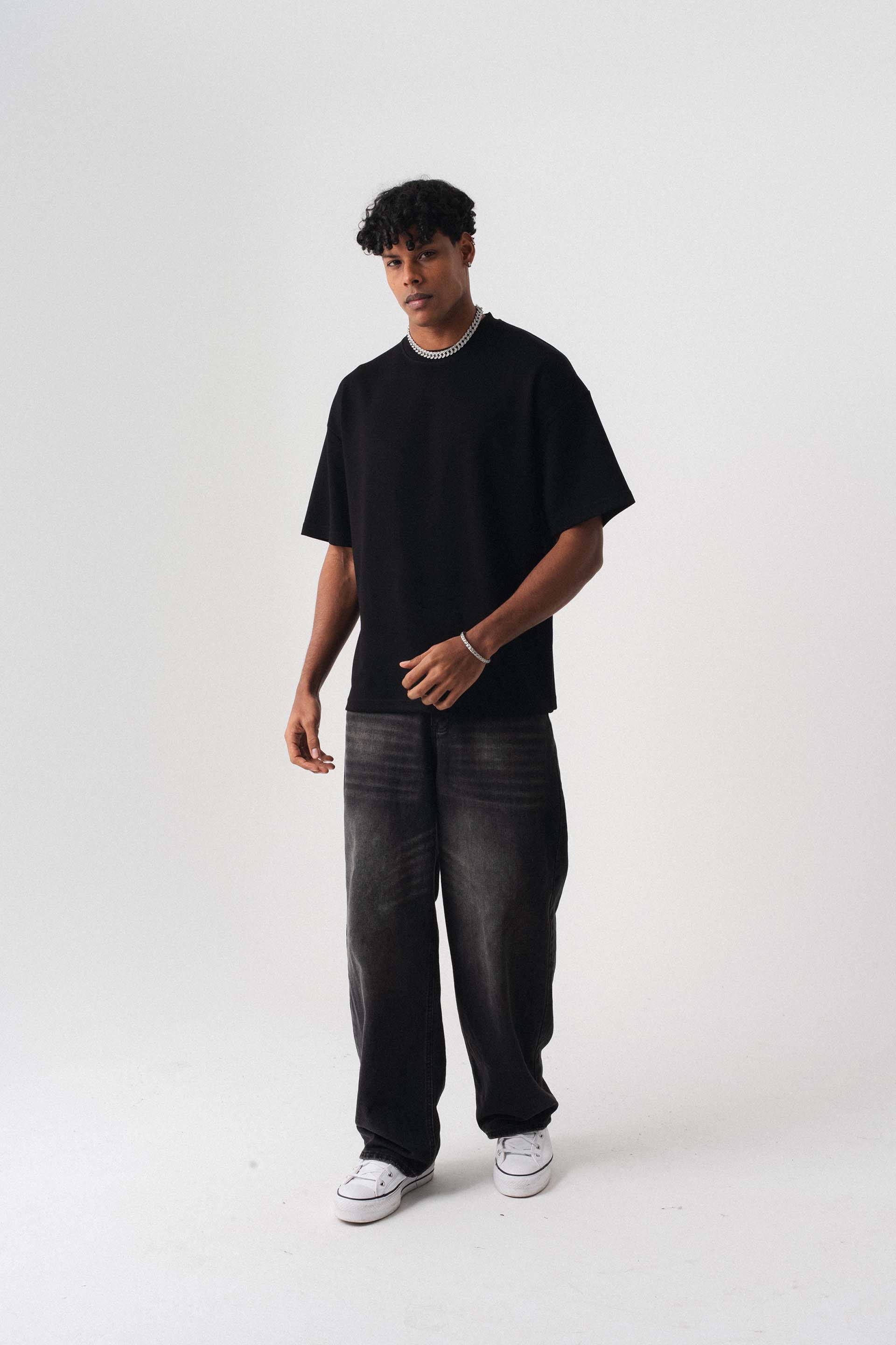 Oversize Basic Siyah T-Shirt
