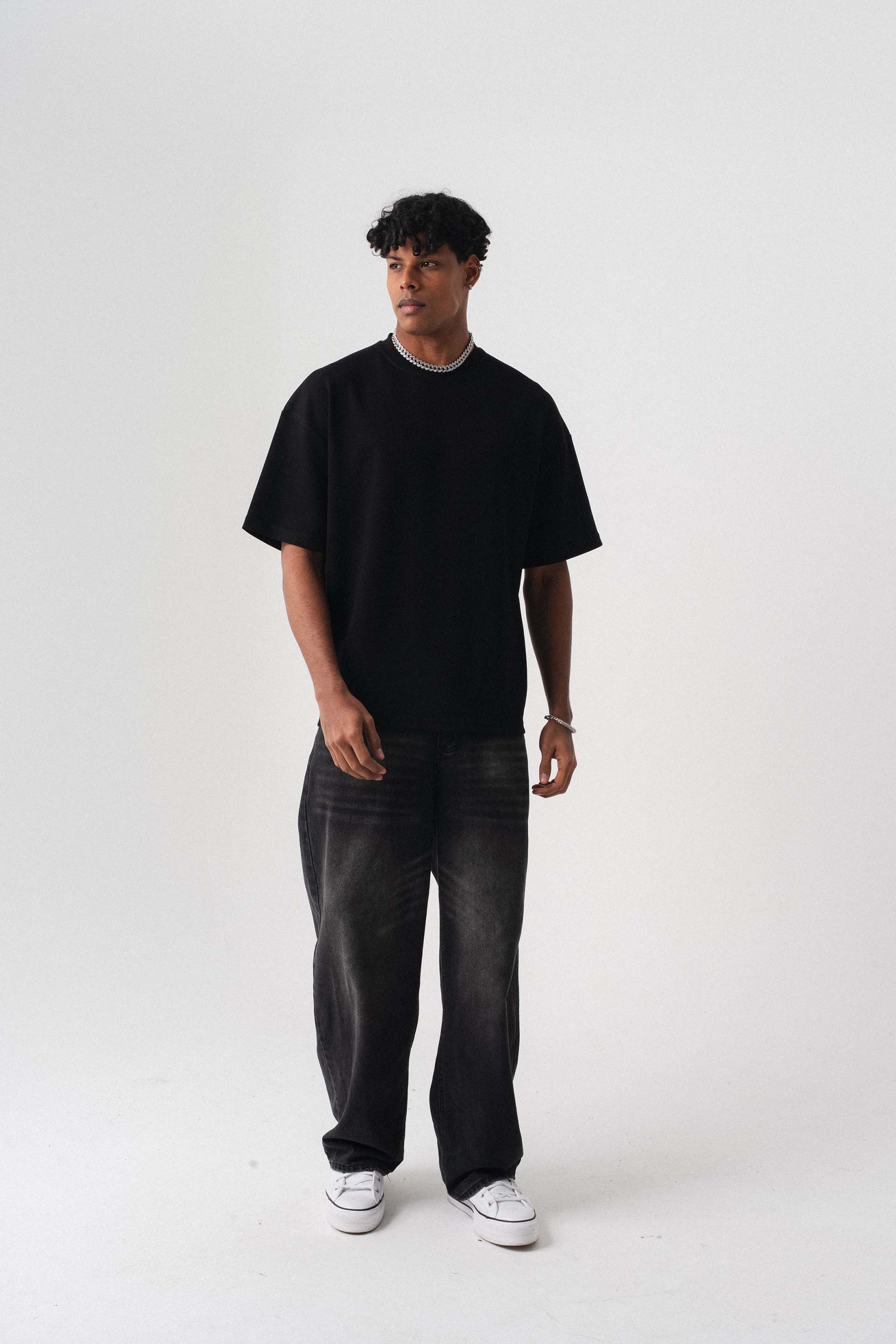 Oversize Basic Siyah T-Shirt