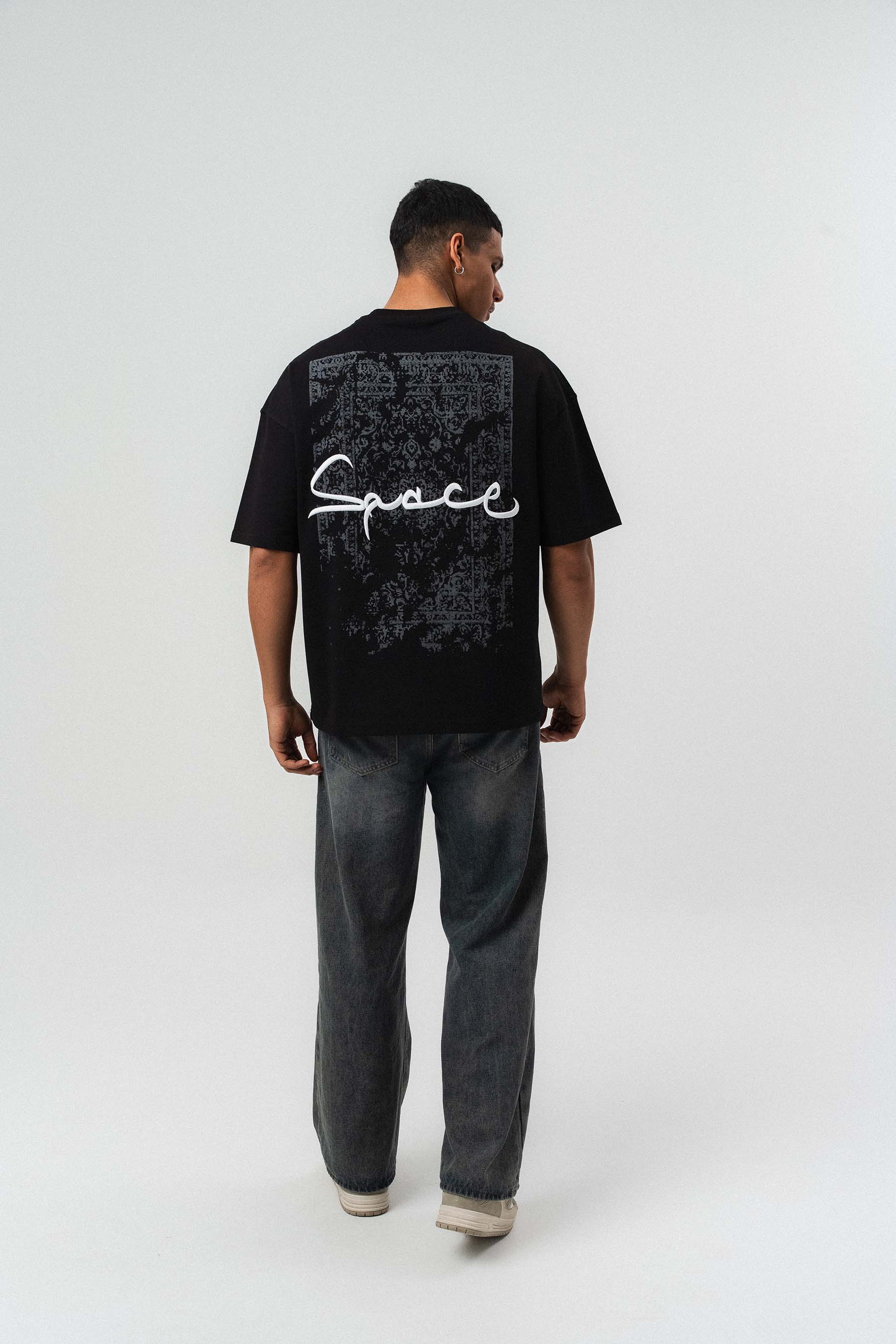 Space Etnik Desen Nakış Detaylı Siyah Oversize Baskılı T-Shirt
