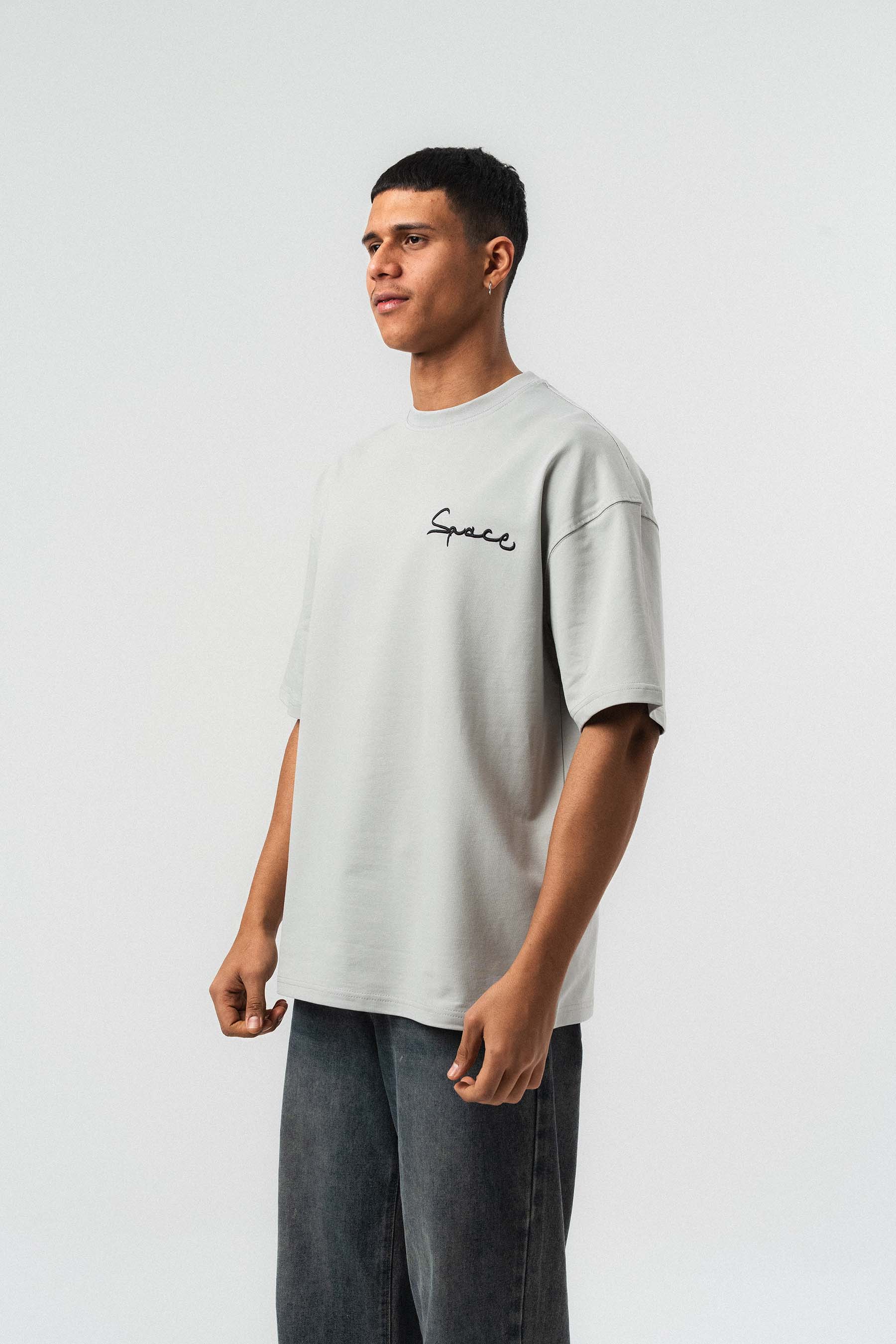 Space Etnik Desen Nakış Detaylı Gri Oversize Baskılı T-Shirt