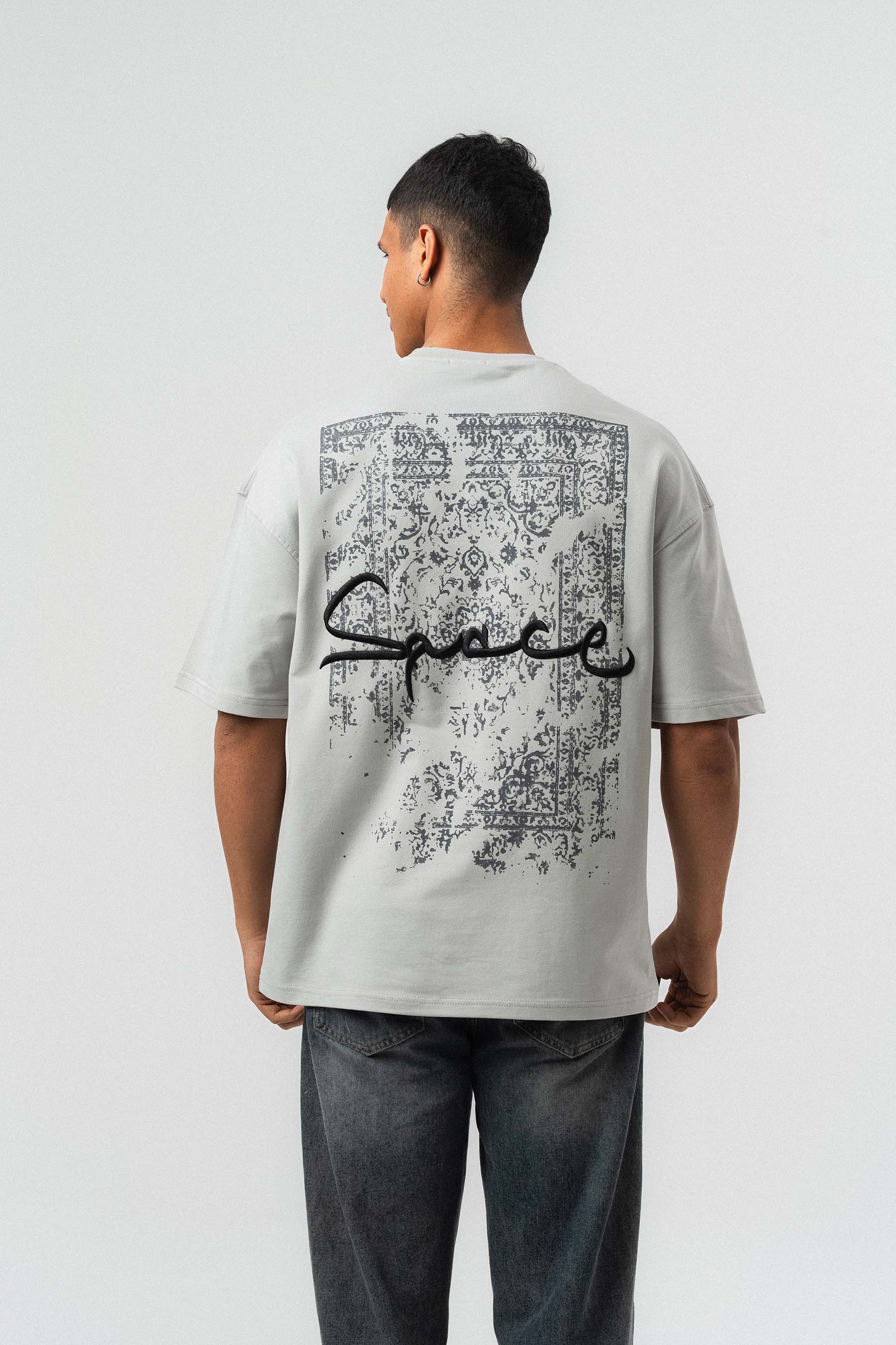 Space Etnik Desen Nakış Detaylı Gri Oversize Baskılı T-Shirt