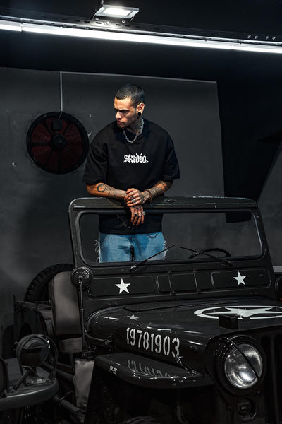 Studıo Kelebek Baskılı Oversize Siyah Tshirt