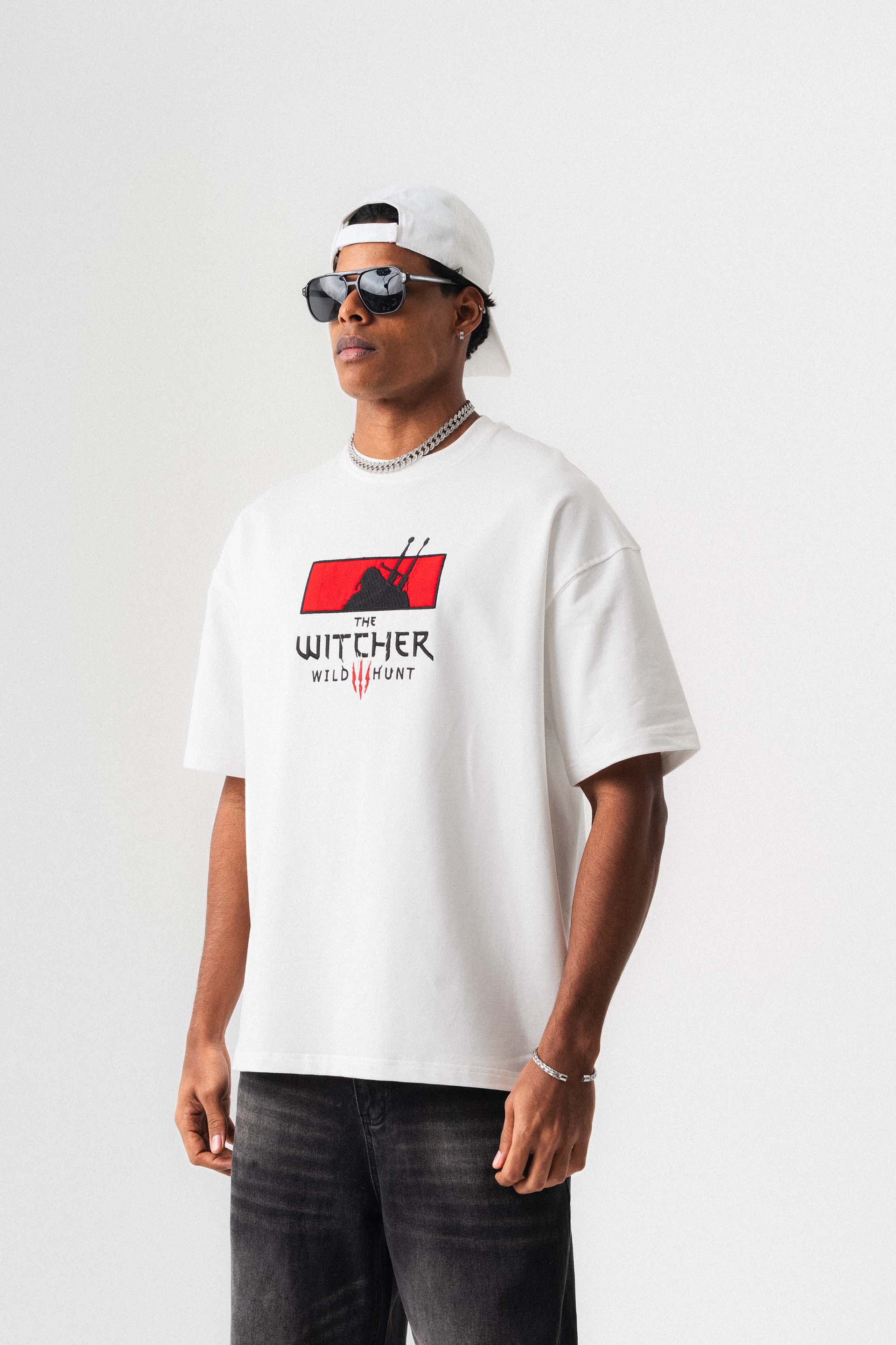 The Witcher Beyaz Oversize Baskılı T-Shirt