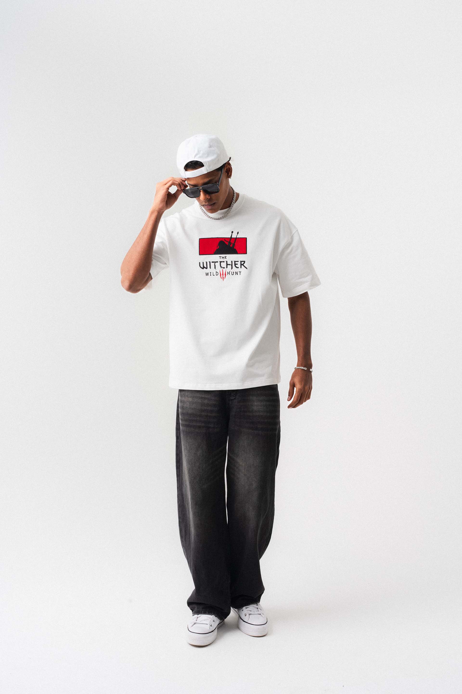 The Witcher Beyaz Oversize Baskılı T-Shirt