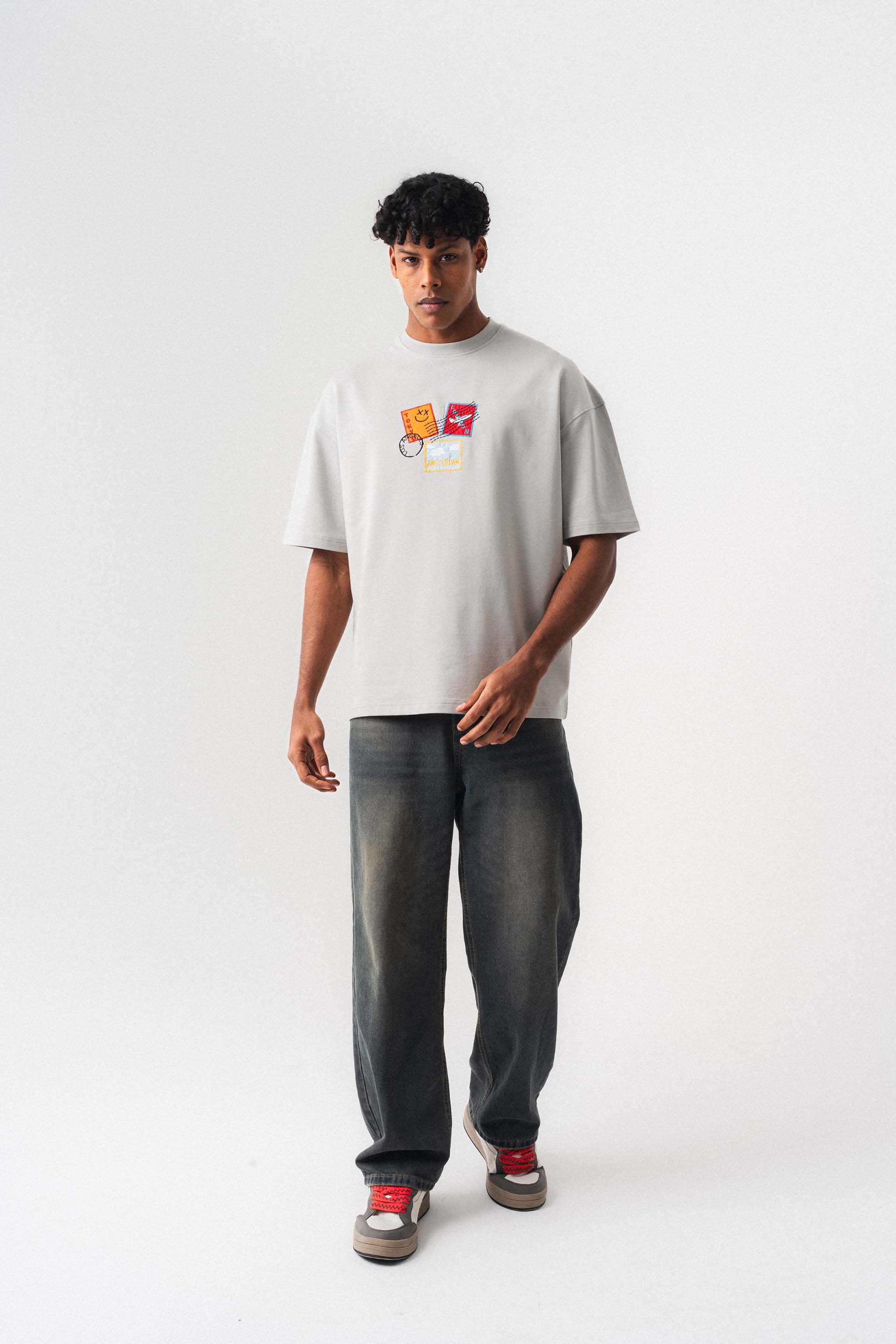 Tokyo Patchli Gri Oversize Baskılı T-Shirt