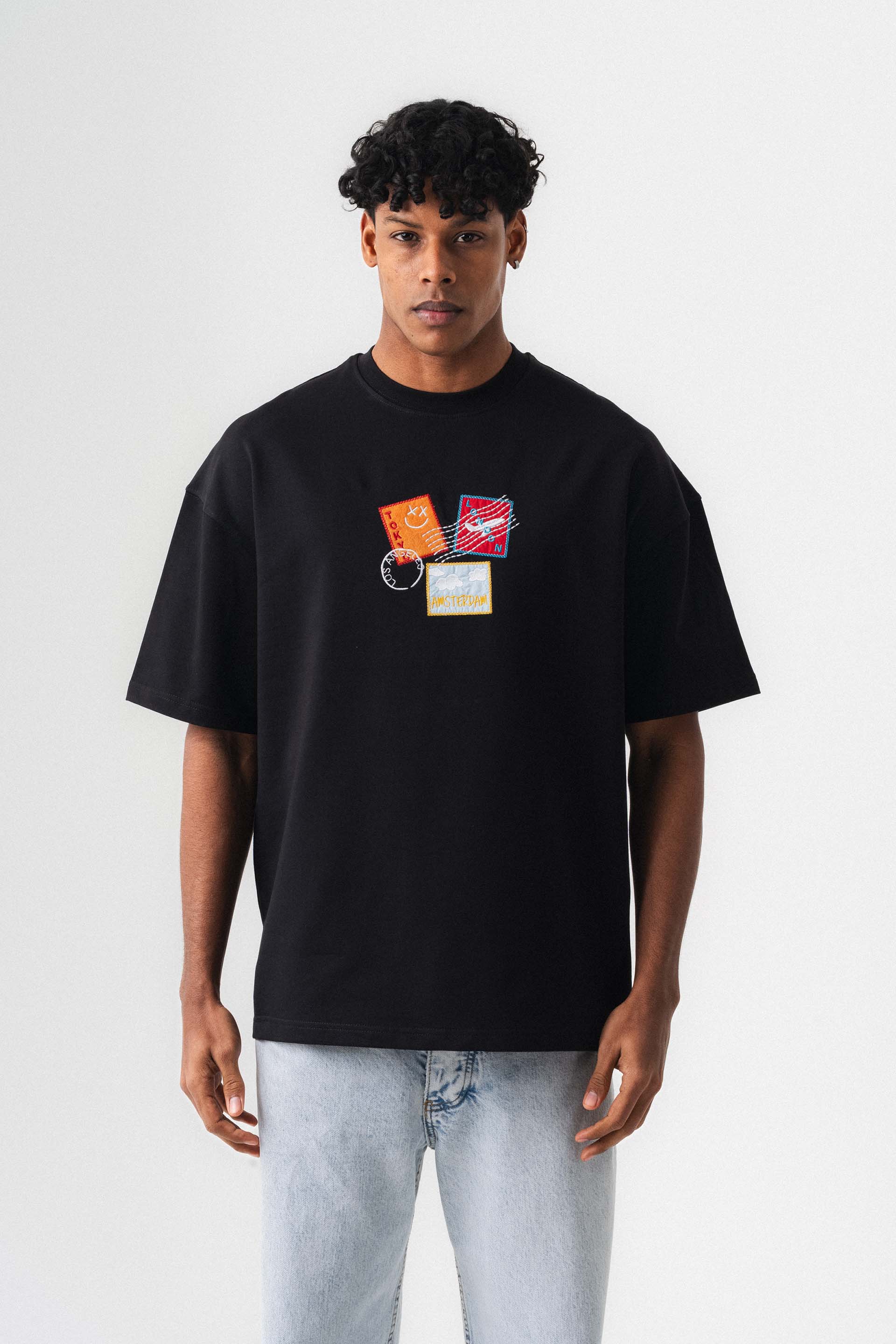 Tokyo Patchli Siyah Oversize Baskılı T-Shirt