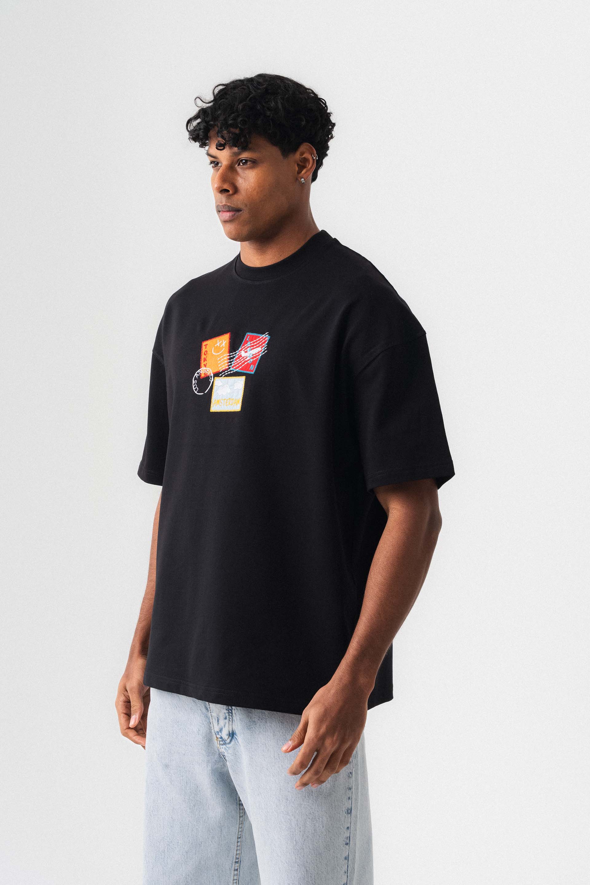 Tokyo Patchli Siyah Oversize Baskılı T-Shirt