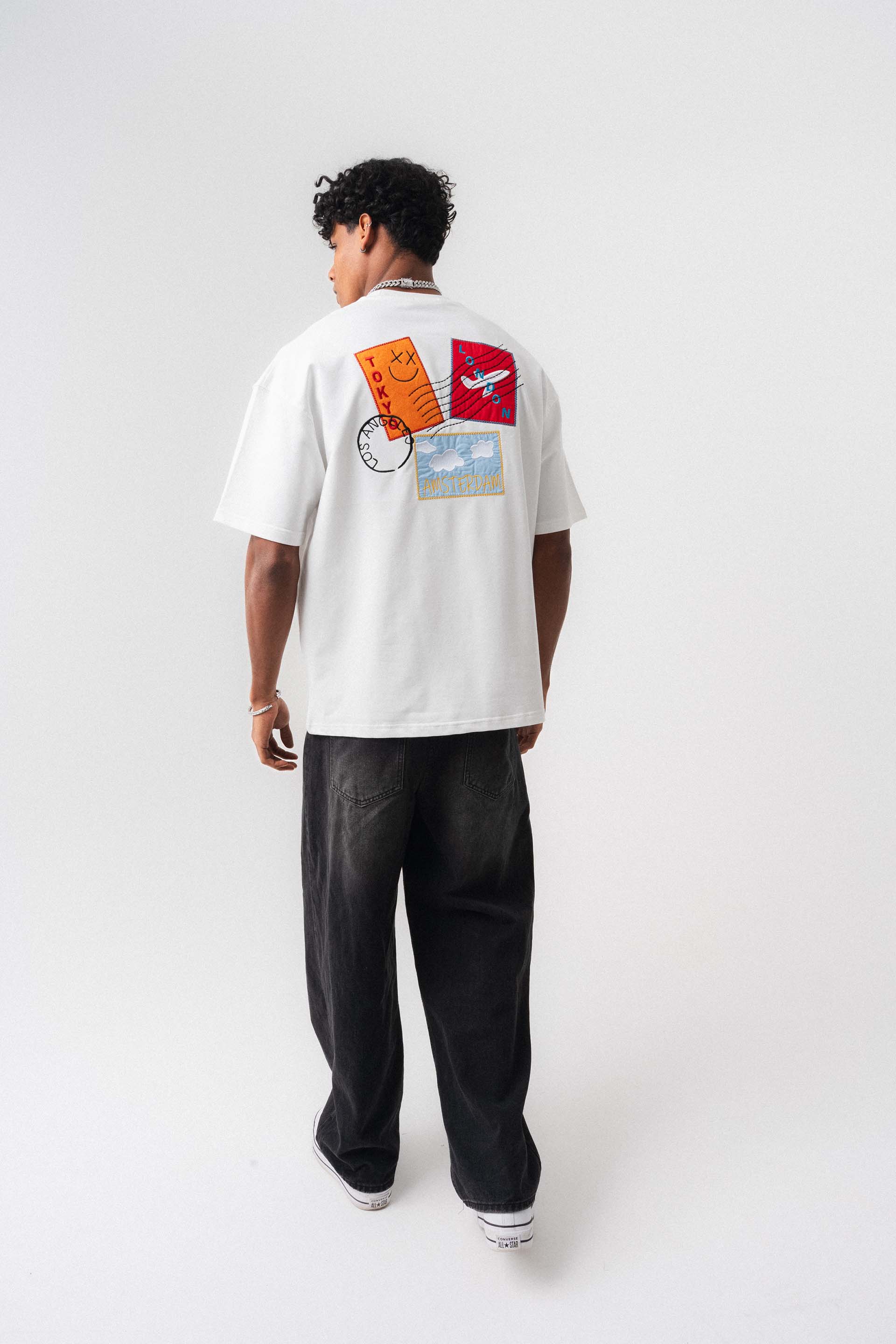 Tokyo Patchli Beyaz Oversize Baskılı T-Shirt