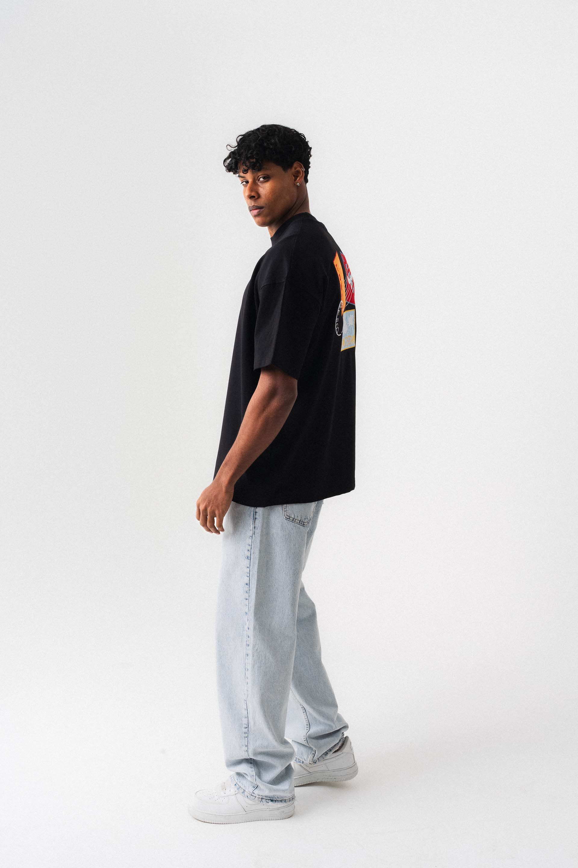 Tokyo Patchli Siyah Oversize Baskılı T-Shirt