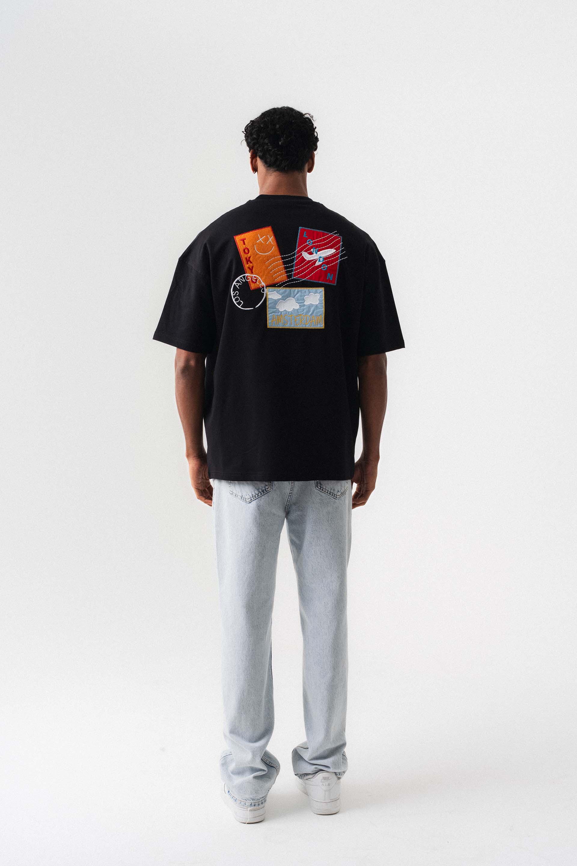 Tokyo Patchli Siyah Oversize Baskılı T-Shirt