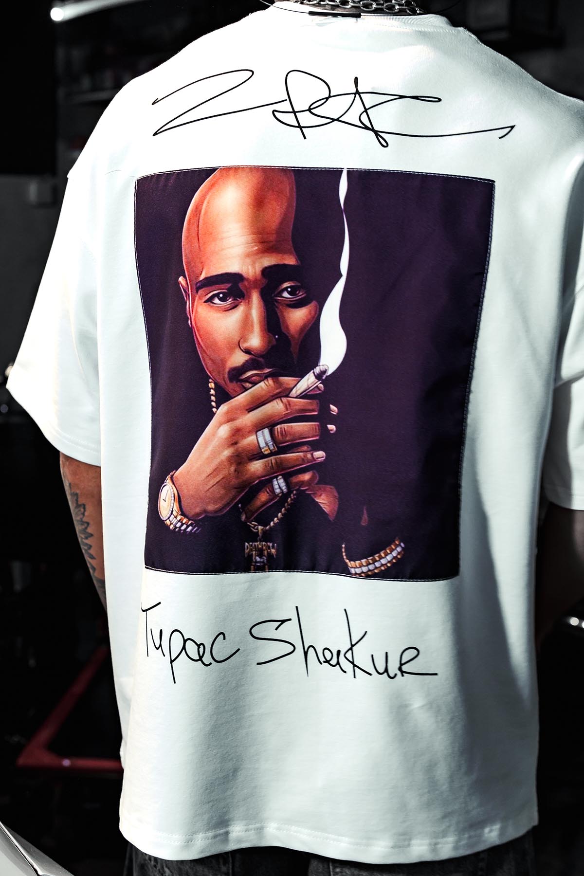 Tupac Kontürlü Oversize Beyaz Tshirt