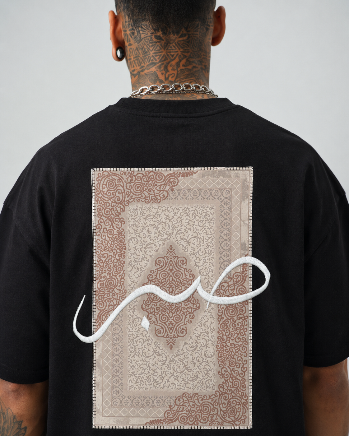 Sabır Baskılı Siyah Etnik Desen Oversize T-Shirt