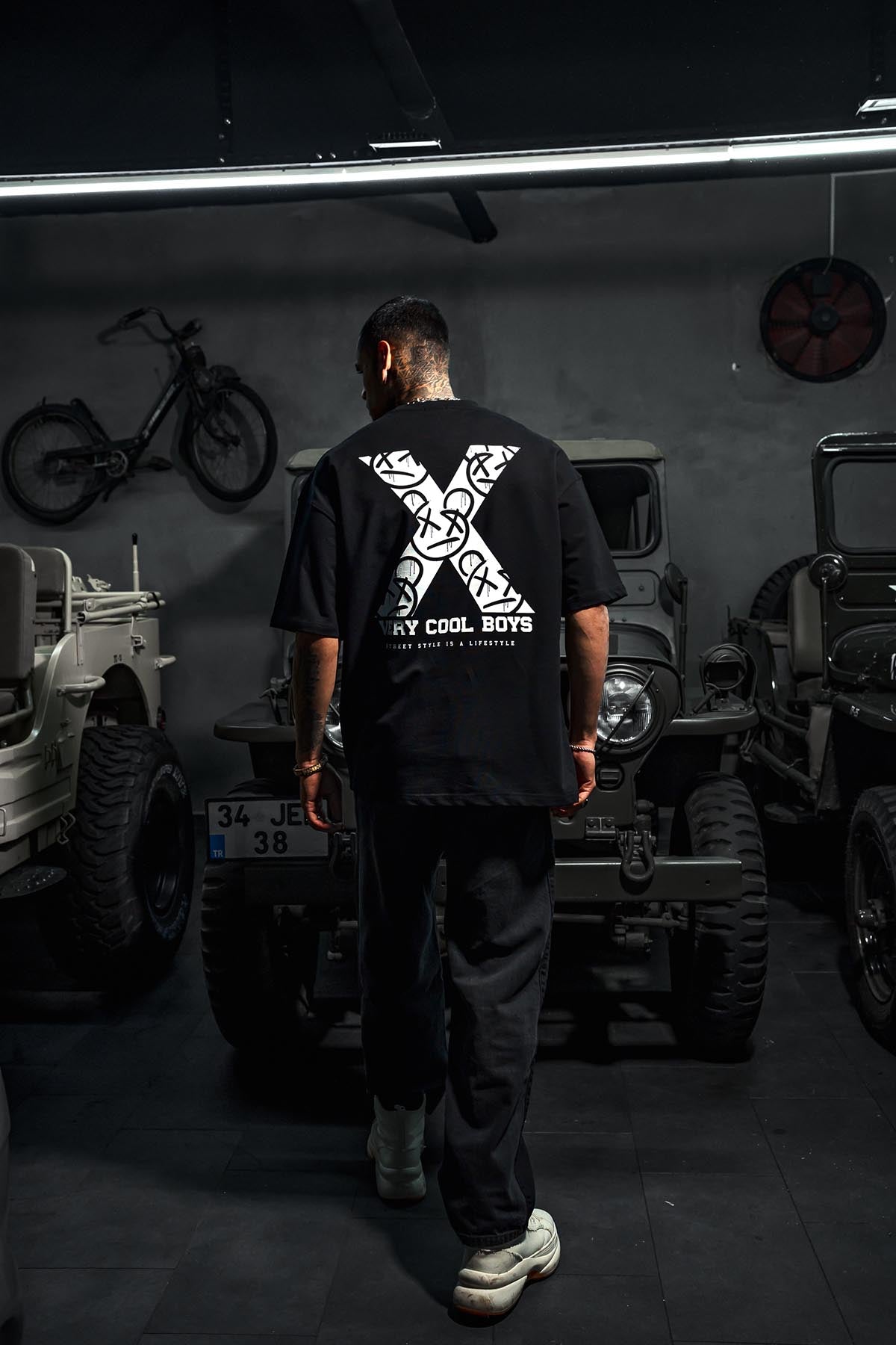 X Very Cool Baskılı Oversize Siyah T-Shirt